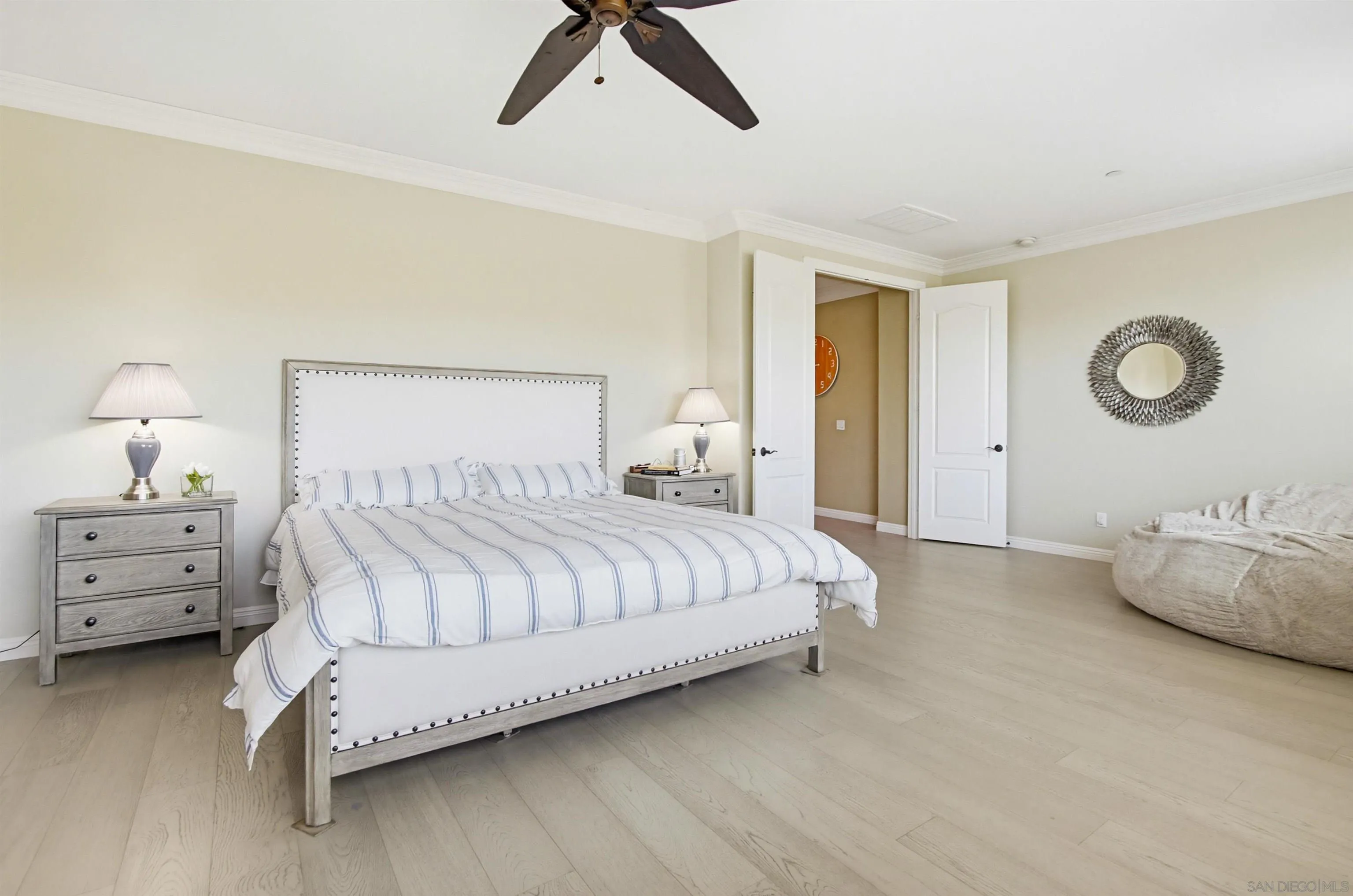 https://cdn.realtyfeed.com/cdn/127/260011161/c6496dd082848de4ab863f518be6a9a8.webp