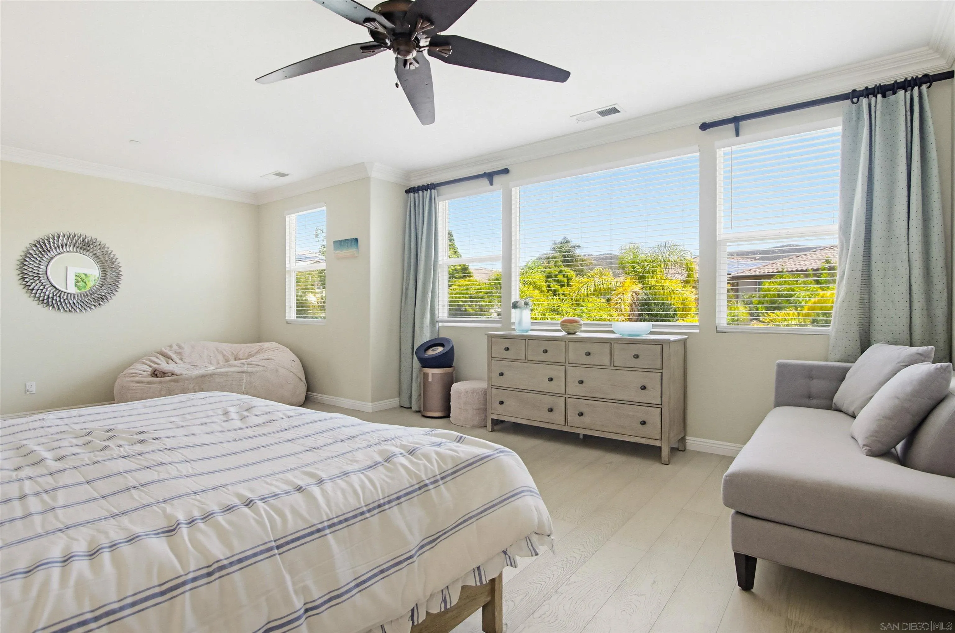 https://cdn.realtyfeed.com/cdn/127/260011161/d03ecf1de97c53c6cee7bdddfff8920f.webp