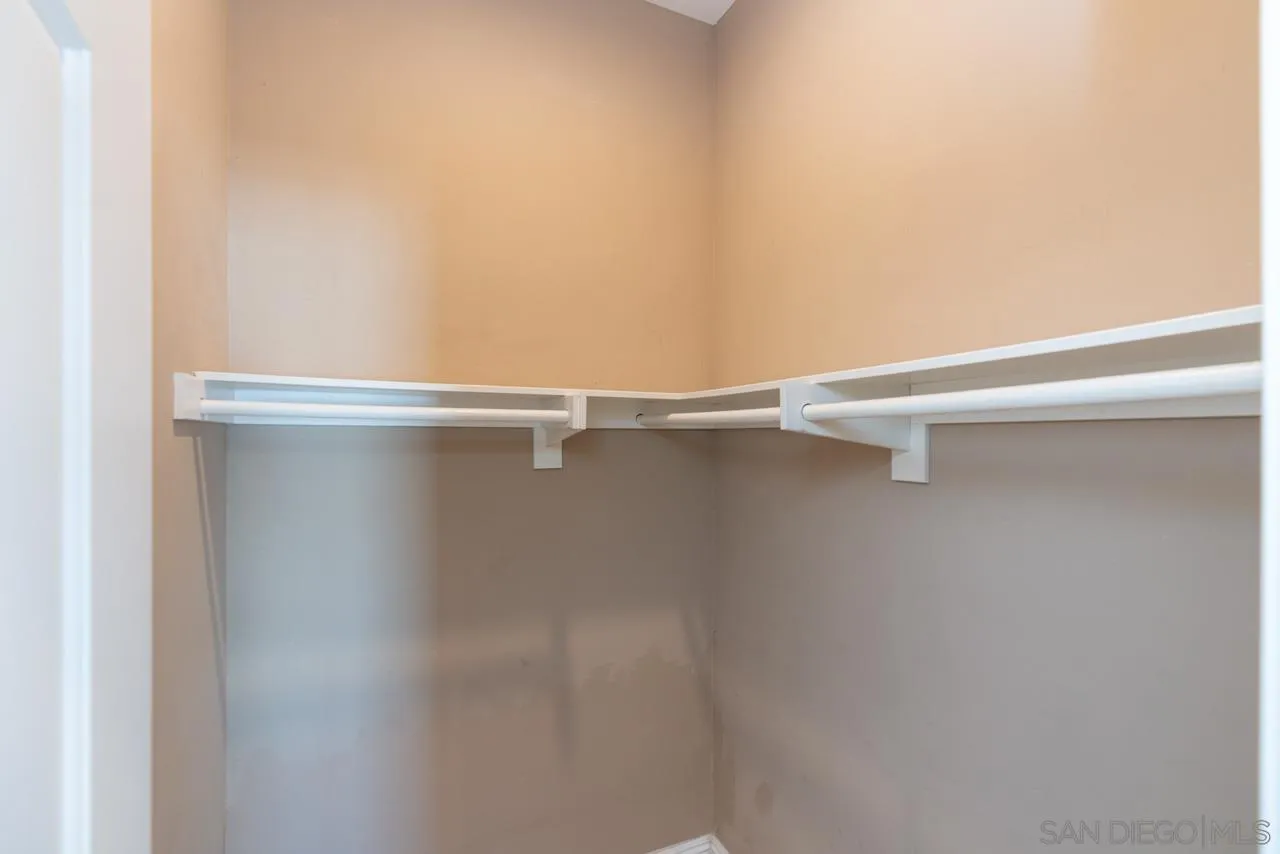 https://cdn.realtyfeed.com/cdn/127/260011162/391279e0a2169f7bb6978ba4108cb89c.webp