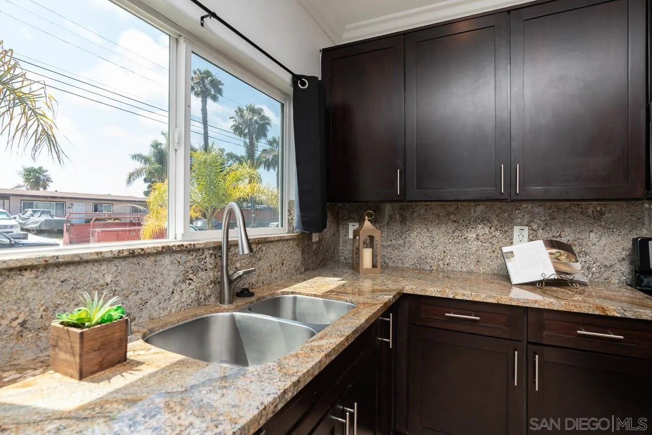 https://cdn.realtyfeed.com/cdn/127/260011162/6777786a00d1a9d7b599d4f07891e83b.webp