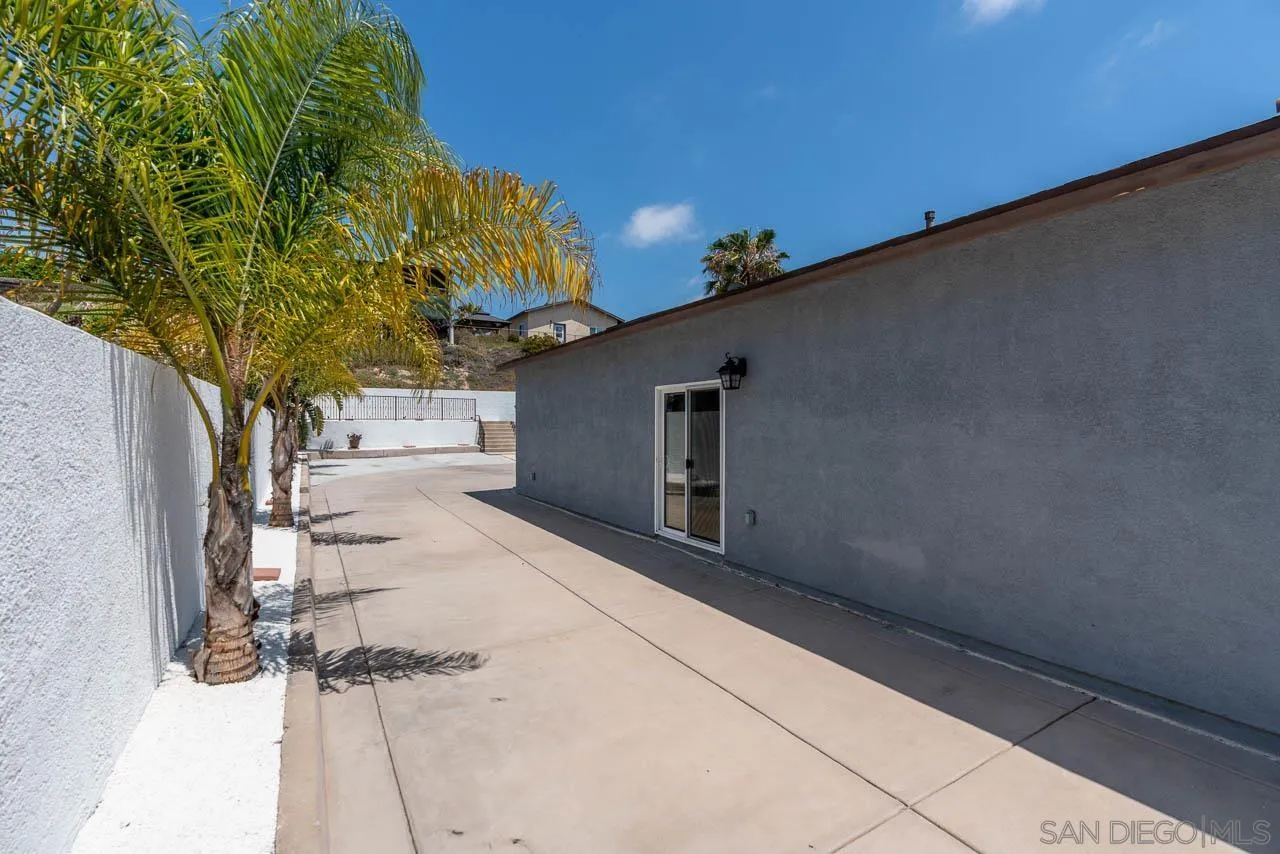 https://cdn.realtyfeed.com/cdn/127/260011162/dc418f180c6ba4b9ae25e88ab16ecbc8.webp
