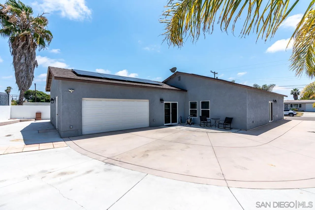 https://cdn.realtyfeed.com/cdn/127/260011162/fc374f6aed07b7633d6856be920d24a2.webp