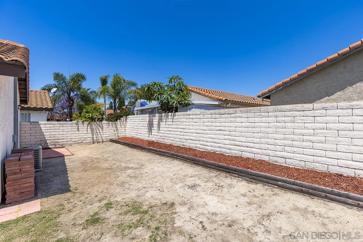 https://cdn.realtyfeed.com/cdn/127/260011163/2bbafe397577134b4b99180544162afb.webp