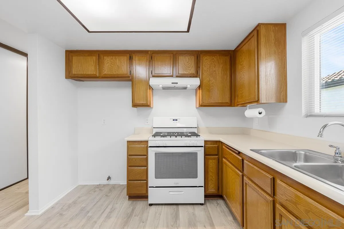 https://cdn.realtyfeed.com/cdn/127/260011163/aaf4f20eeab0d898250c66fca2ac002c.webp