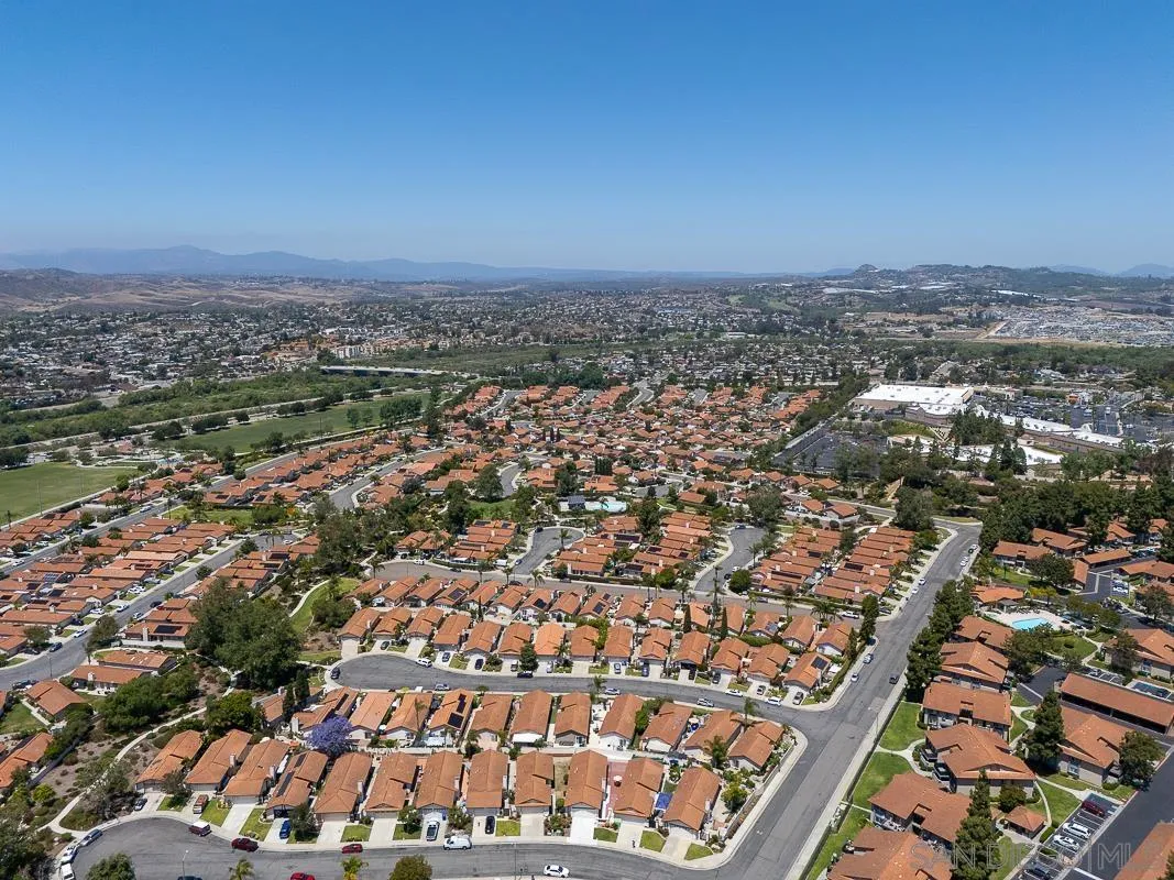 https://cdn.realtyfeed.com/cdn/127/260011163/fd02ded0d800e27a9409e15703ef4e00.webp
