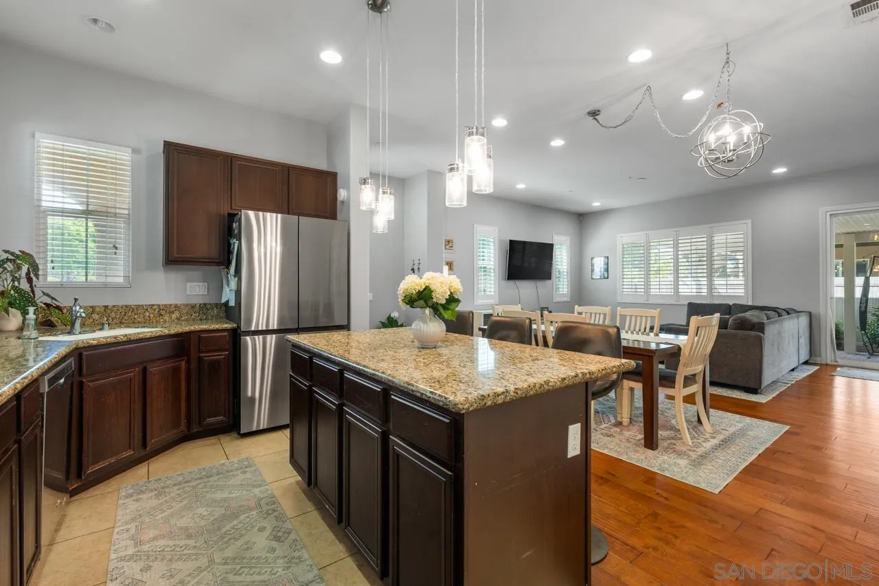 https://cdn.realtyfeed.com/cdn/127/260011168/201a630d2ff5a3fcb35e9ceb7cdf7d59.webp