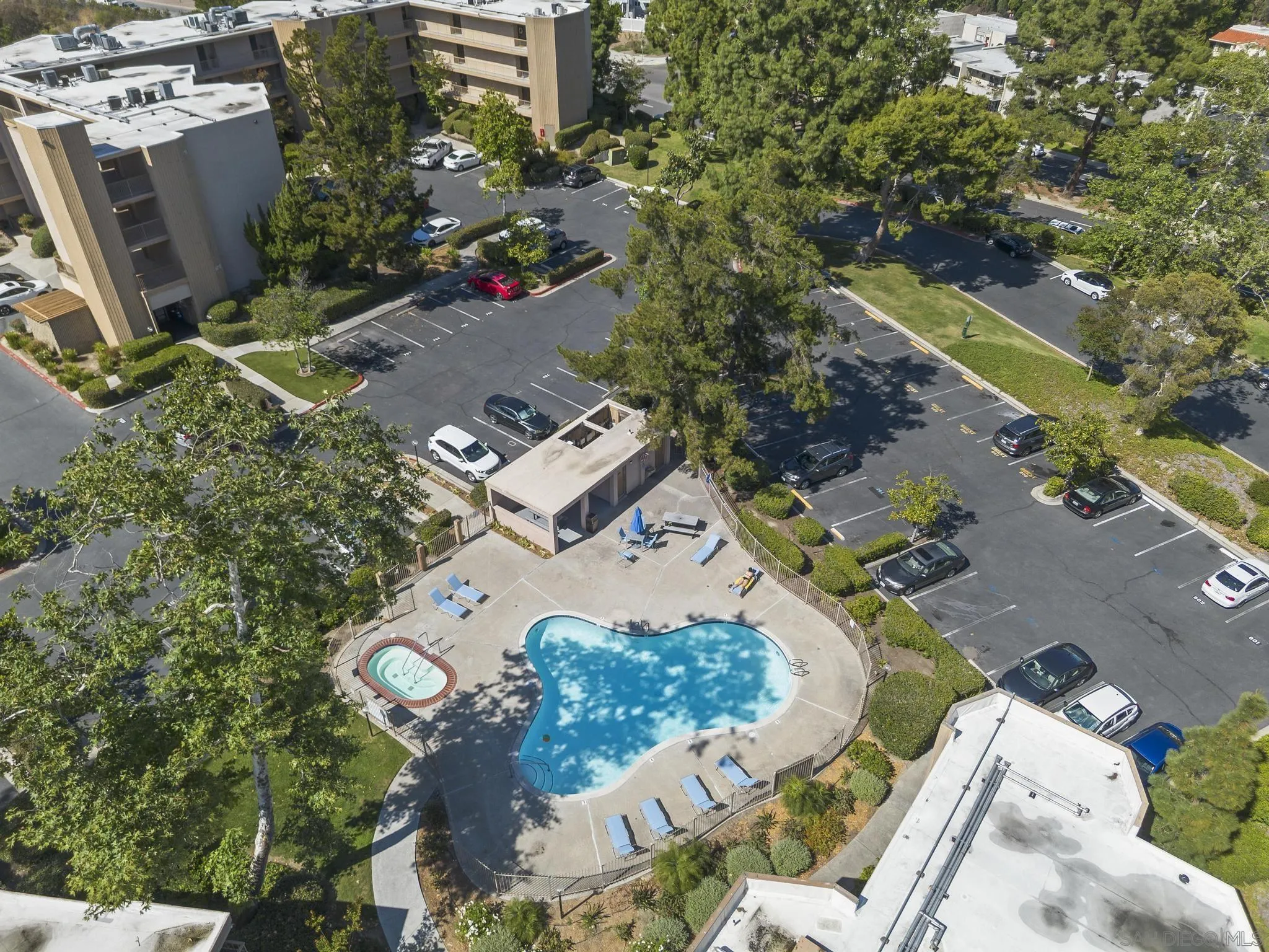 https://cdn.realtyfeed.com/cdn/127/260011170/0b14a62e746bea308874ad372ca17b3e.webp