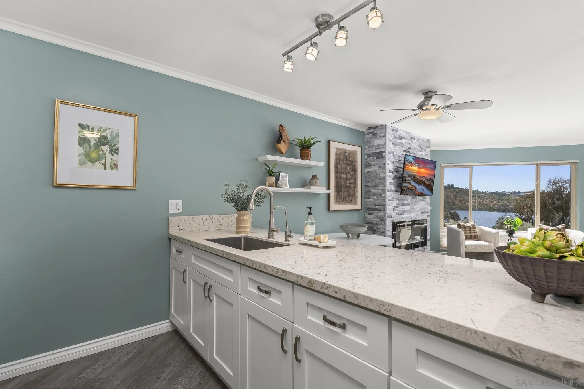 https://cdn.realtyfeed.com/cdn/127/260011170/acb62b066d2956c03527686de2d9700d.webp