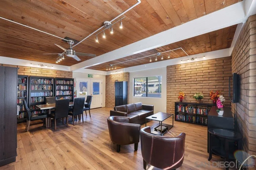 https://cdn.realtyfeed.com/cdn/127/260011172/37d952bb439c6e19764f7760ffd14bcc.webp