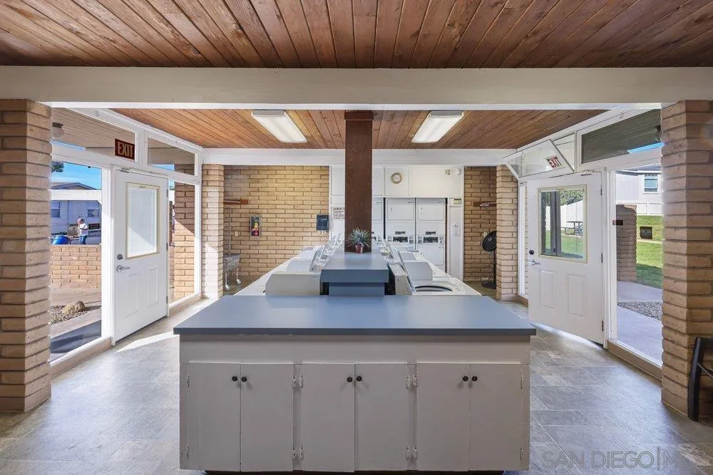 https://cdn.realtyfeed.com/cdn/127/260011172/41cc96903b3314dcfeb933f0d0f3ca4b.webp