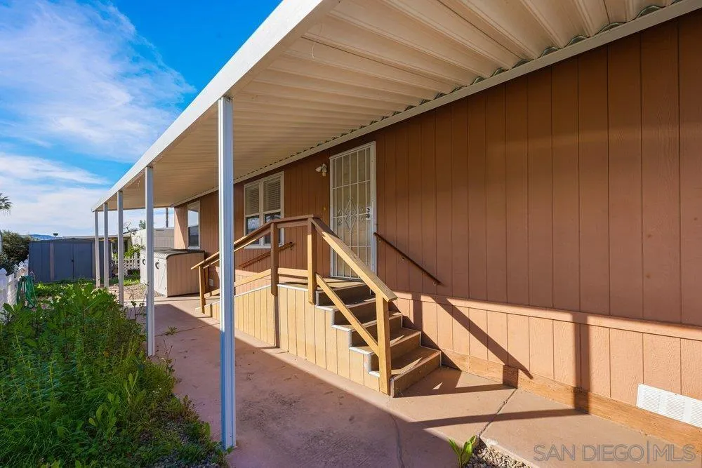 https://cdn.realtyfeed.com/cdn/127/260011172/b15bb995870cdfe6d7b3d07000bf8c8c.webp