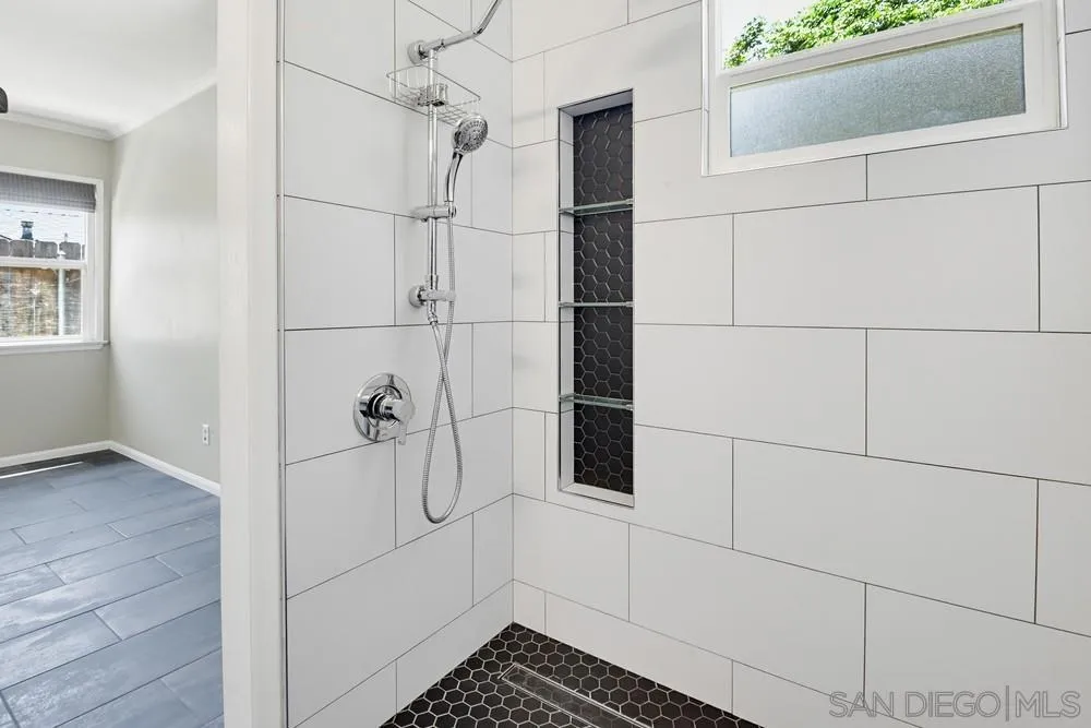 https://cdn.realtyfeed.com/cdn/127/260011174/9ae5409549fc840283fd6353b8aaa014.webp