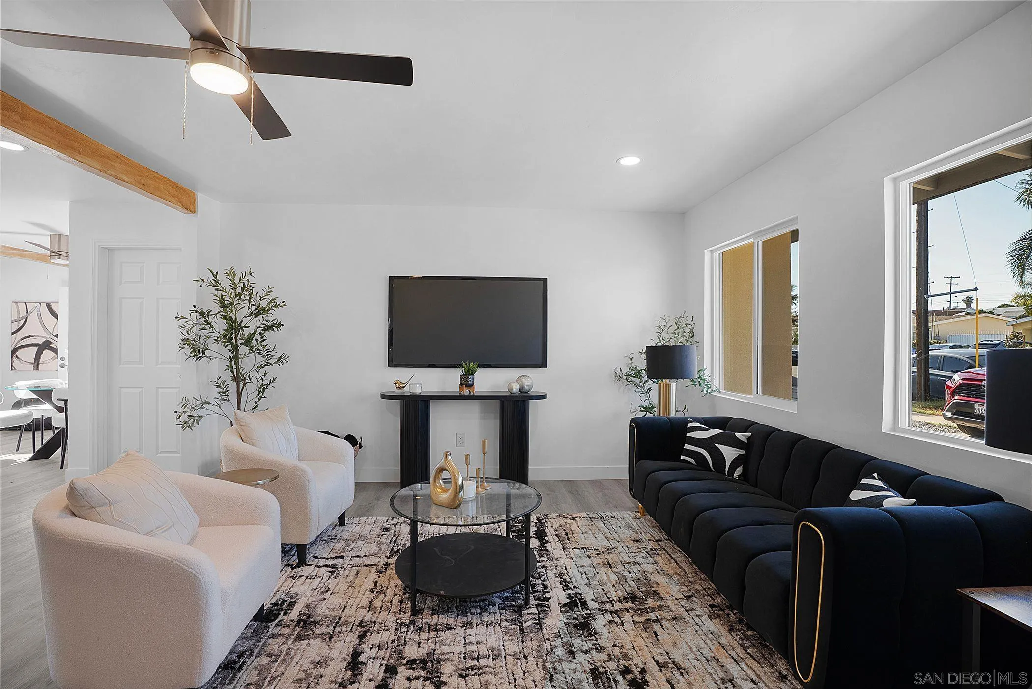 https://cdn.realtyfeed.com/cdn/127/260011181/4590c169ddbf4a867a5301c27a9ae889.webp