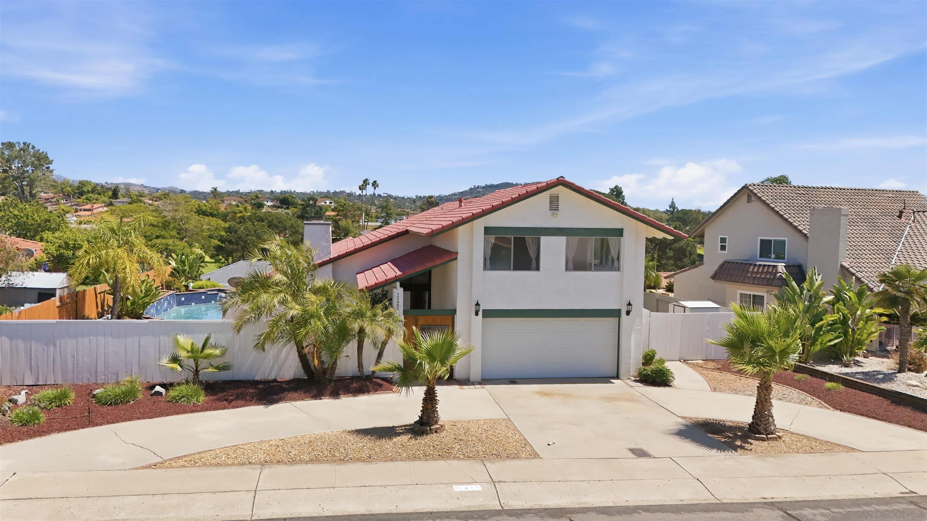 https://cdn.realtyfeed.com/cdn/127/260011182/22ad53f30c5a244d36ac510c49d4cef4.webp