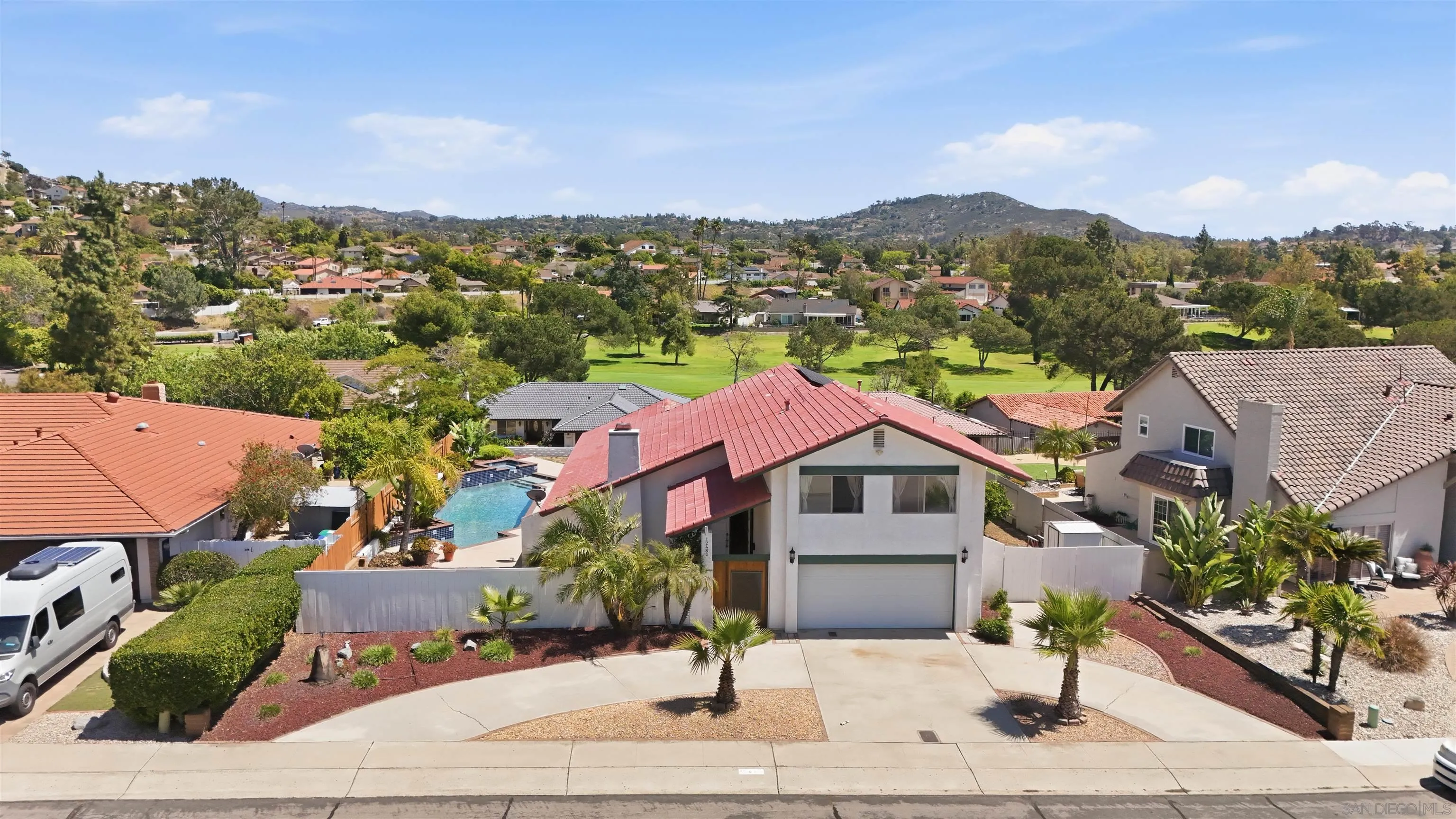 https://cdn.realtyfeed.com/cdn/127/260011182/562719a73a97715f37c1f42c15e89b81.webp