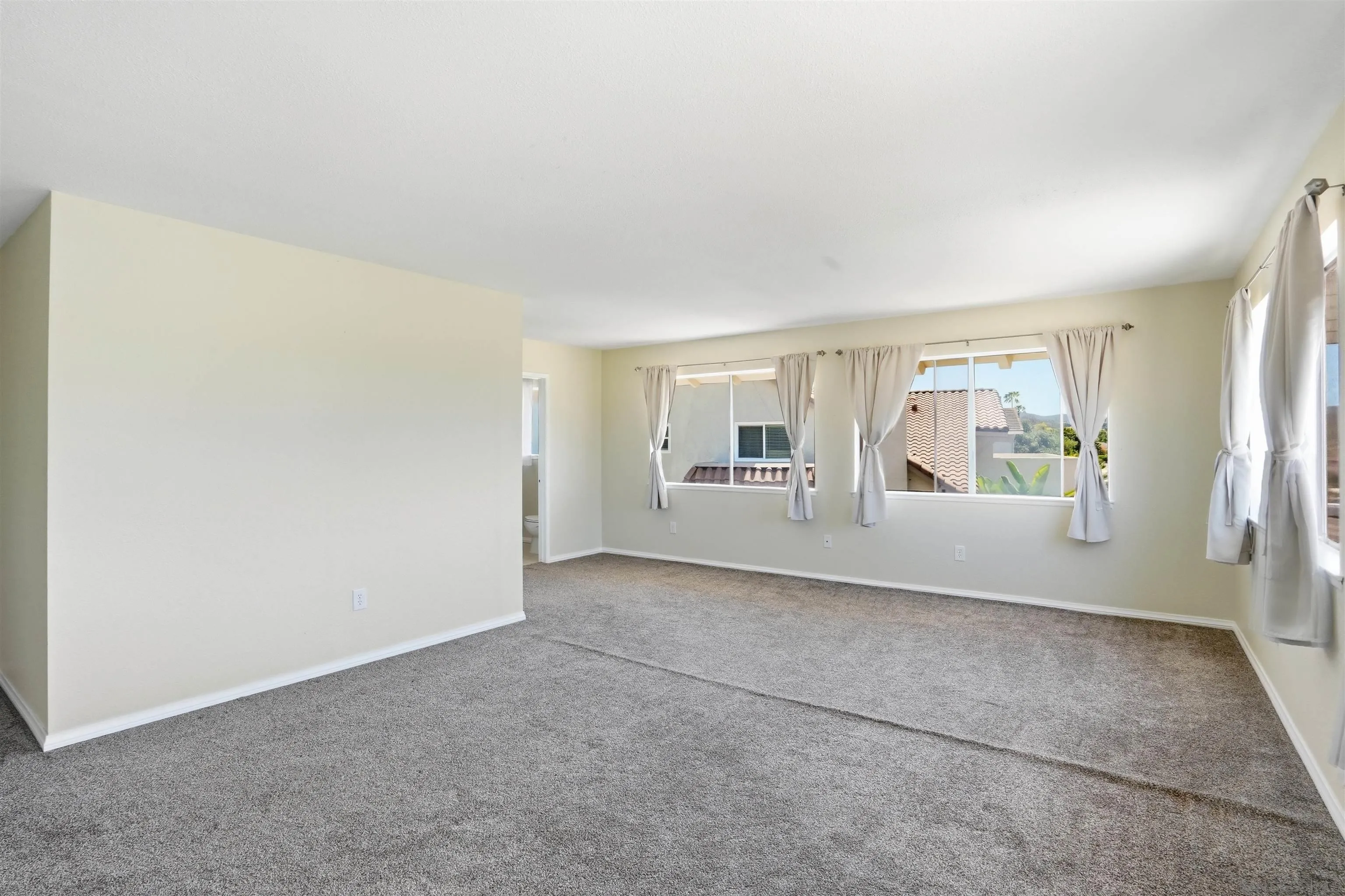 https://cdn.realtyfeed.com/cdn/127/260011182/7ee108ca2166cfea4a3ac29889fe242a.webp