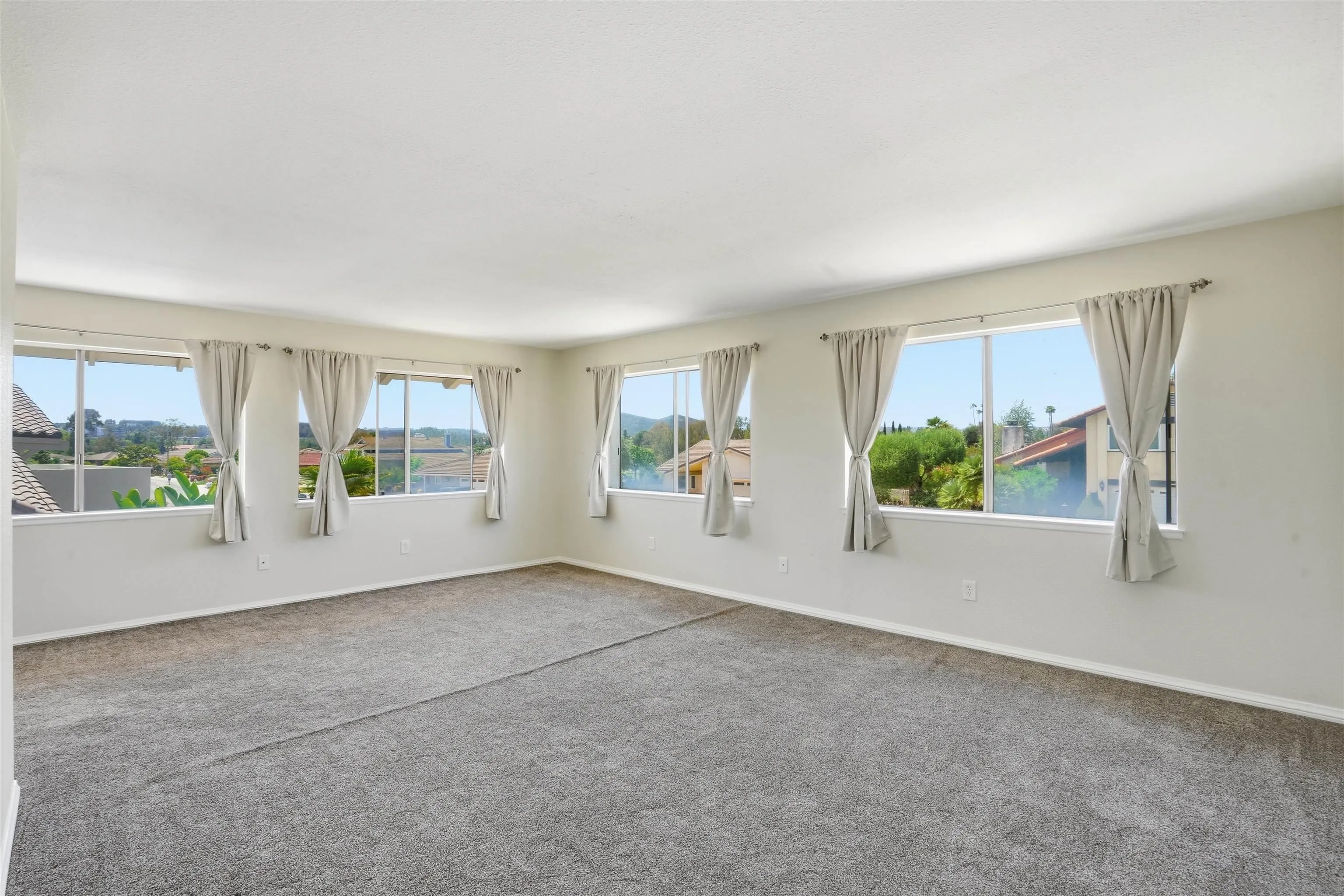 https://cdn.realtyfeed.com/cdn/127/260011182/96809ca9f5c25b2b78538a608b85f065.webp