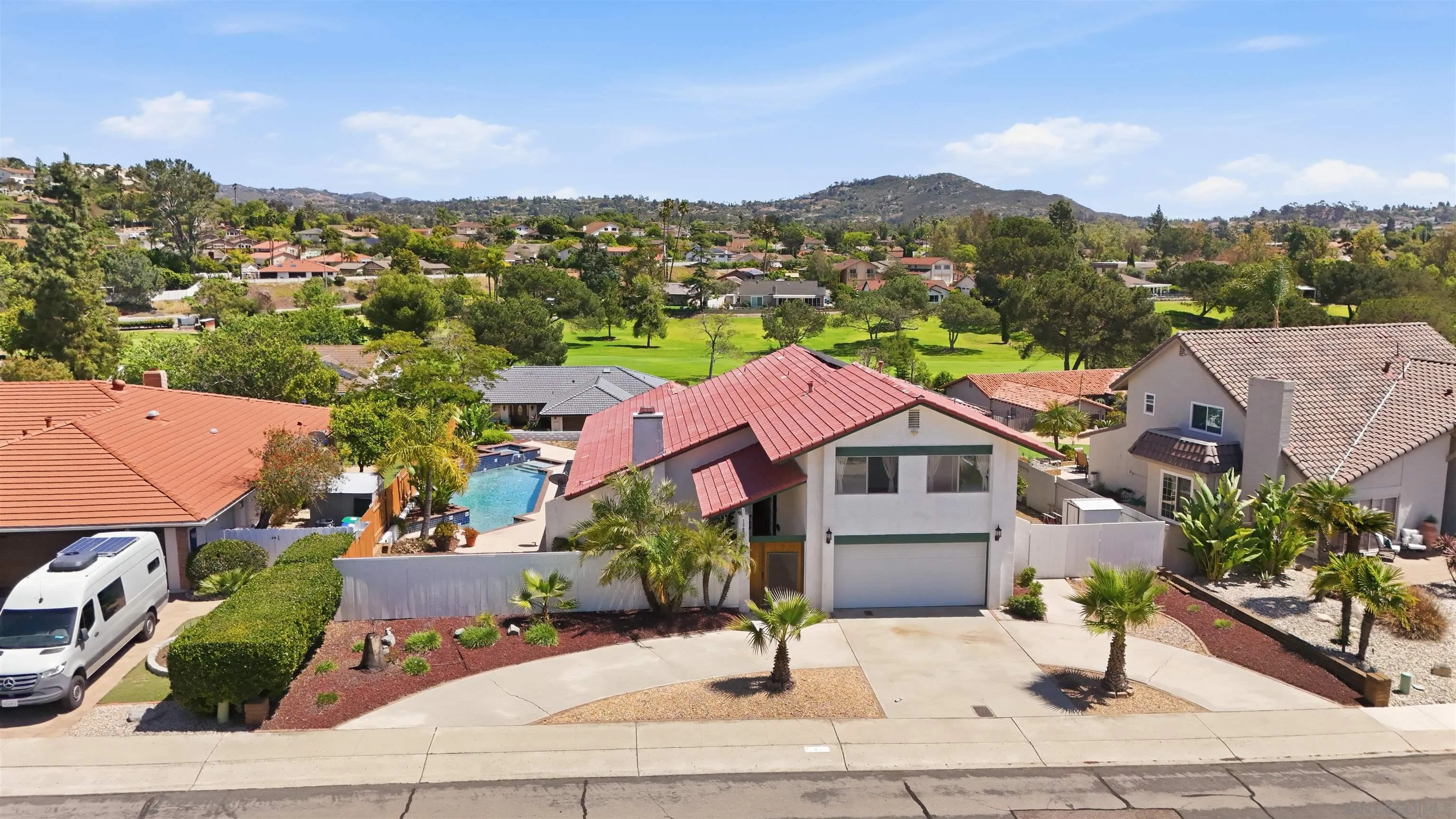 https://cdn.realtyfeed.com/cdn/127/260011182/d0f915adb9ecf536d4c300cc5a9a4776.webp