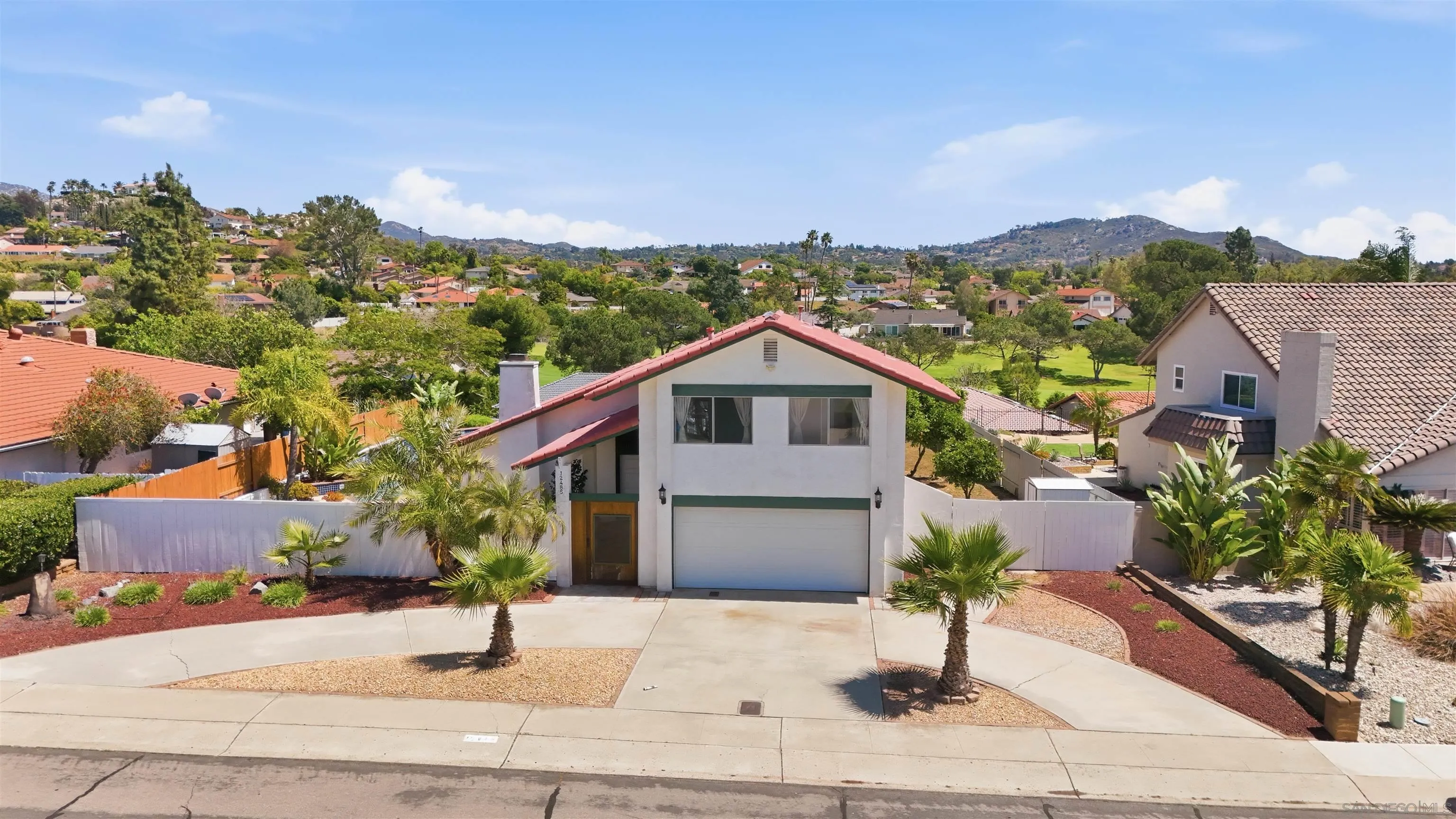 https://cdn.realtyfeed.com/cdn/127/260011182/d616fb4f89cf248633f13aa95bc9e810.webp