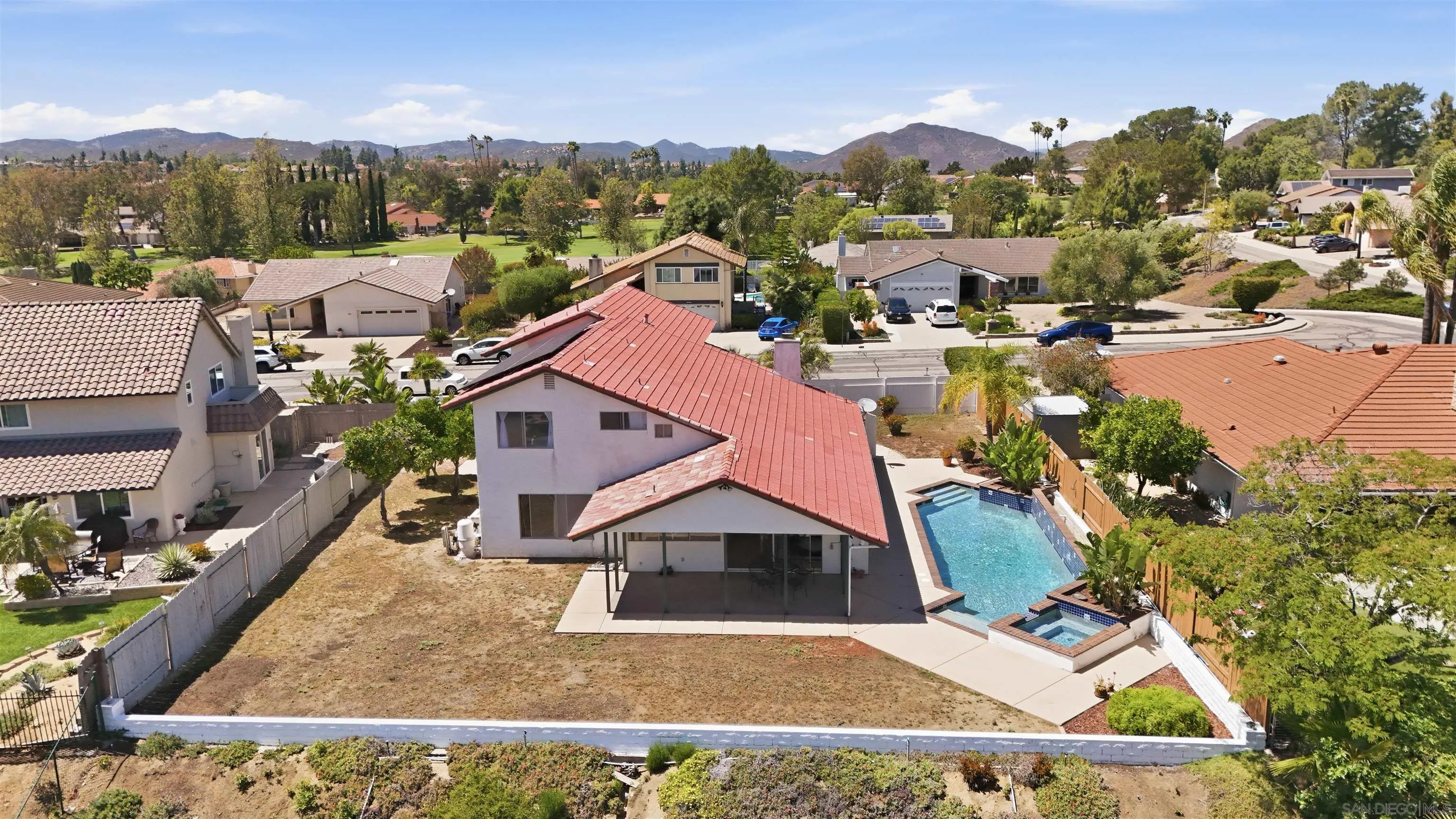https://cdn.realtyfeed.com/cdn/127/260011182/ee7ca2516811a3a21282fb24c48f3ffe.webp