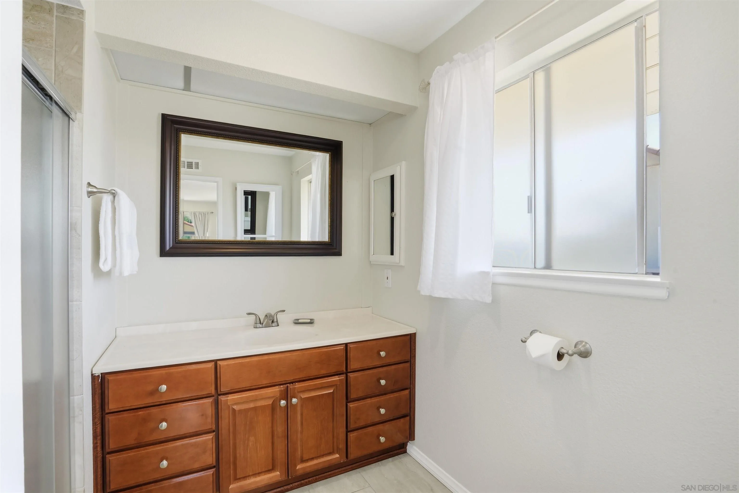 https://cdn.realtyfeed.com/cdn/127/260011182/f0530a9eedca8c060ed89961da618e30.webp