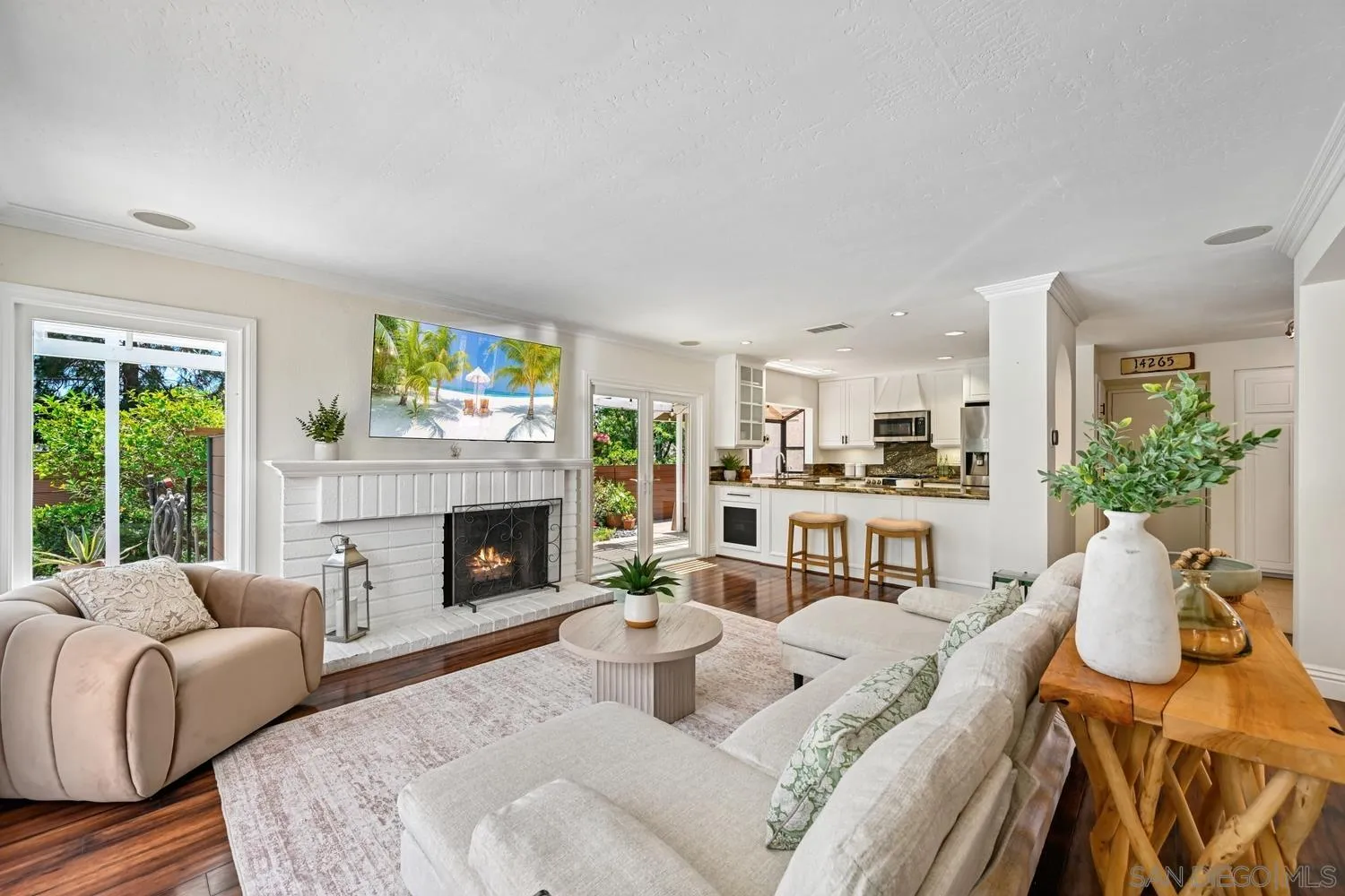 https://cdn.realtyfeed.com/cdn/127/260011186/5a1b926c72c1d4153e3ba0e986069ce6.webp