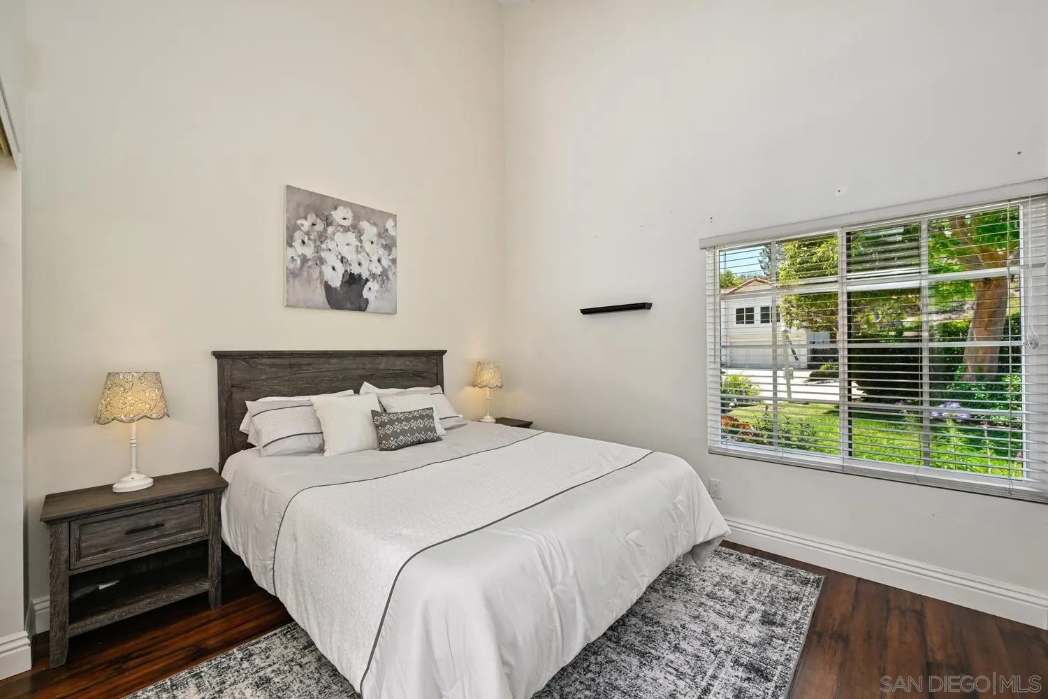 https://cdn.realtyfeed.com/cdn/127/260011186/c9dafffed8988ded090952c6c0ee0ad1.webp