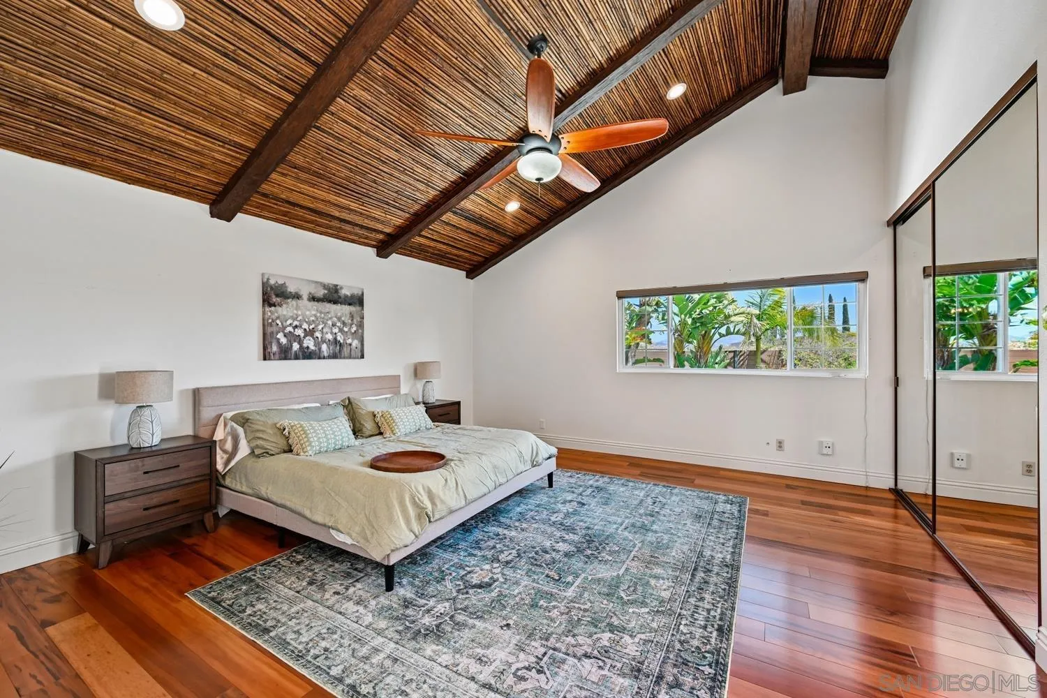 https://cdn.realtyfeed.com/cdn/127/260011186/e4fca30602eb876e19bee9176a12ac30.webp