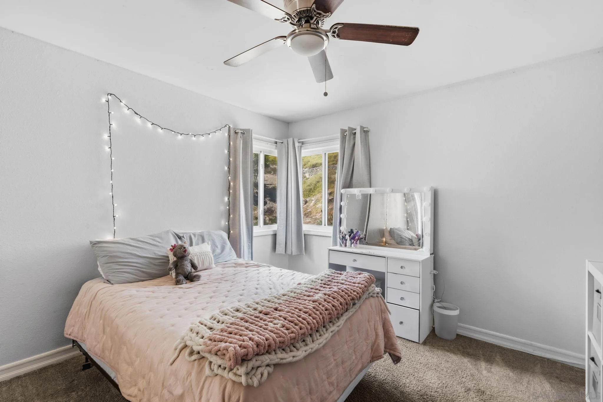 https://cdn.realtyfeed.com/cdn/127/260011187/5f5170686d67ca7ed4c391e00d816a0e.webp