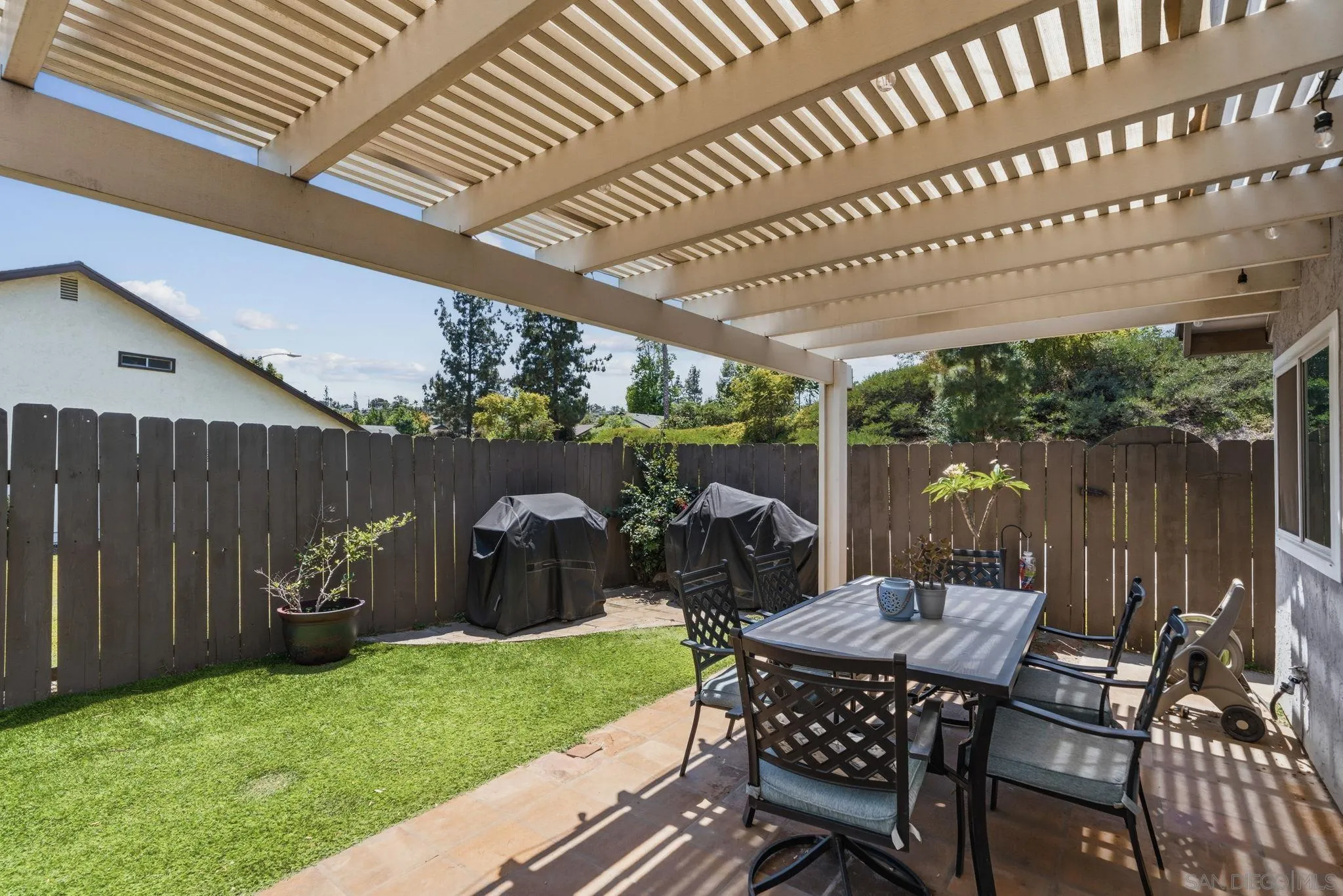 https://cdn.realtyfeed.com/cdn/127/260011187/bd711500da0733bb3ed4835a12f5a7a5.webp