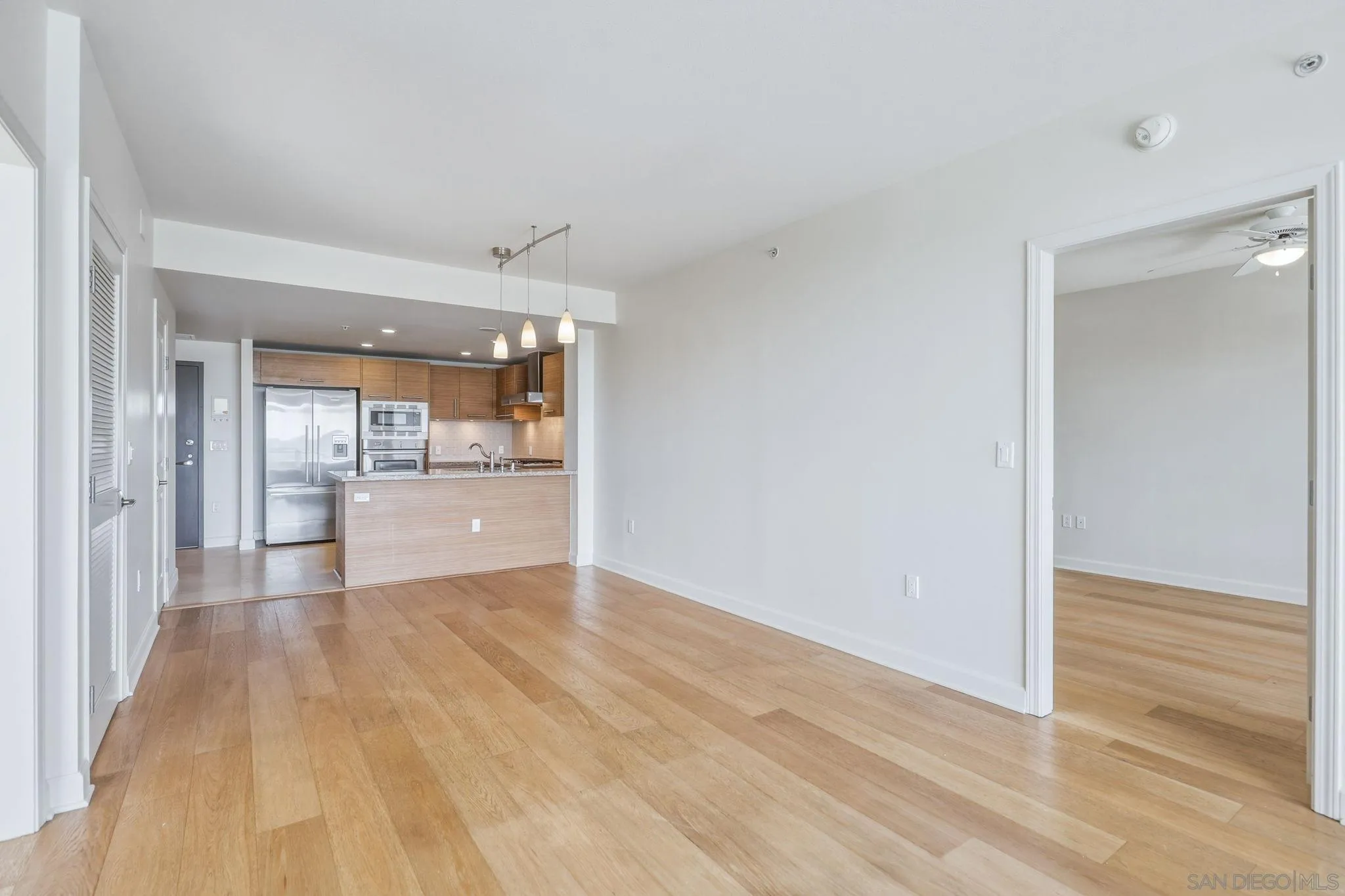 Photo #14: 260011188 Listing: Photo #14