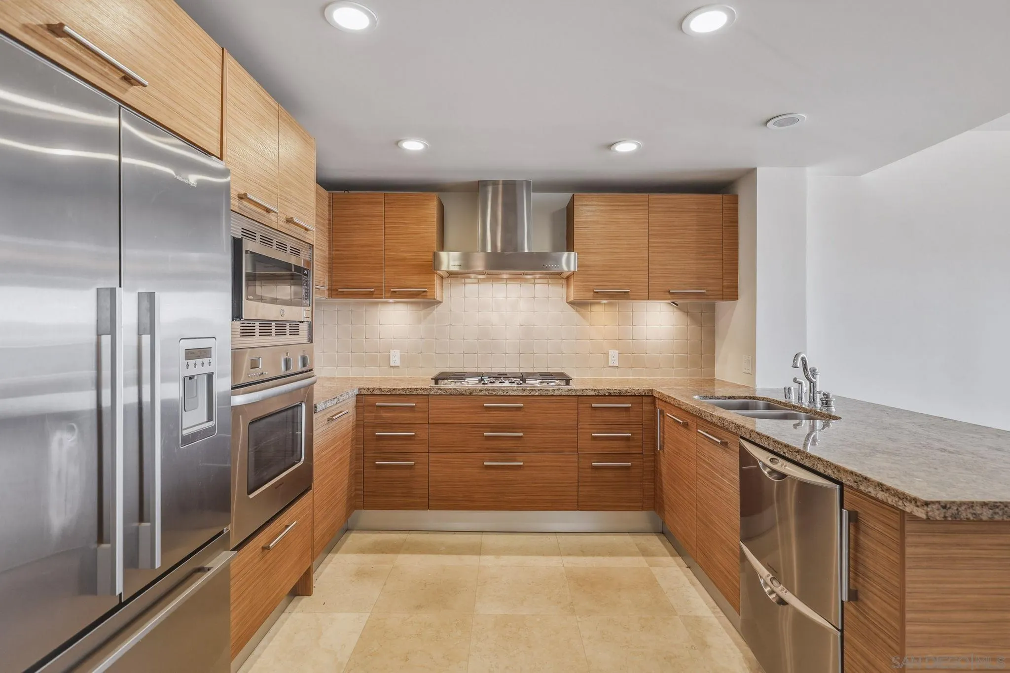 Photo #13: 260011188 Listing: Photo #13