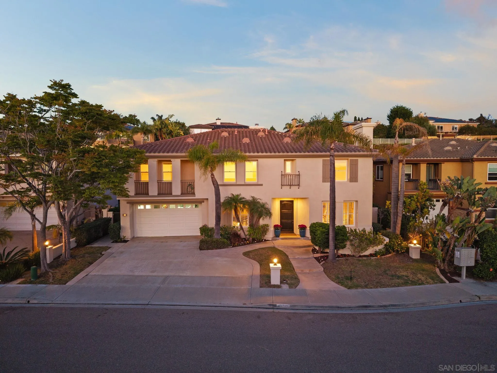 https://cdn.realtyfeed.com/cdn/127/260011189/42c36b5e4f4df2e361b242d3a2e490e9.webp