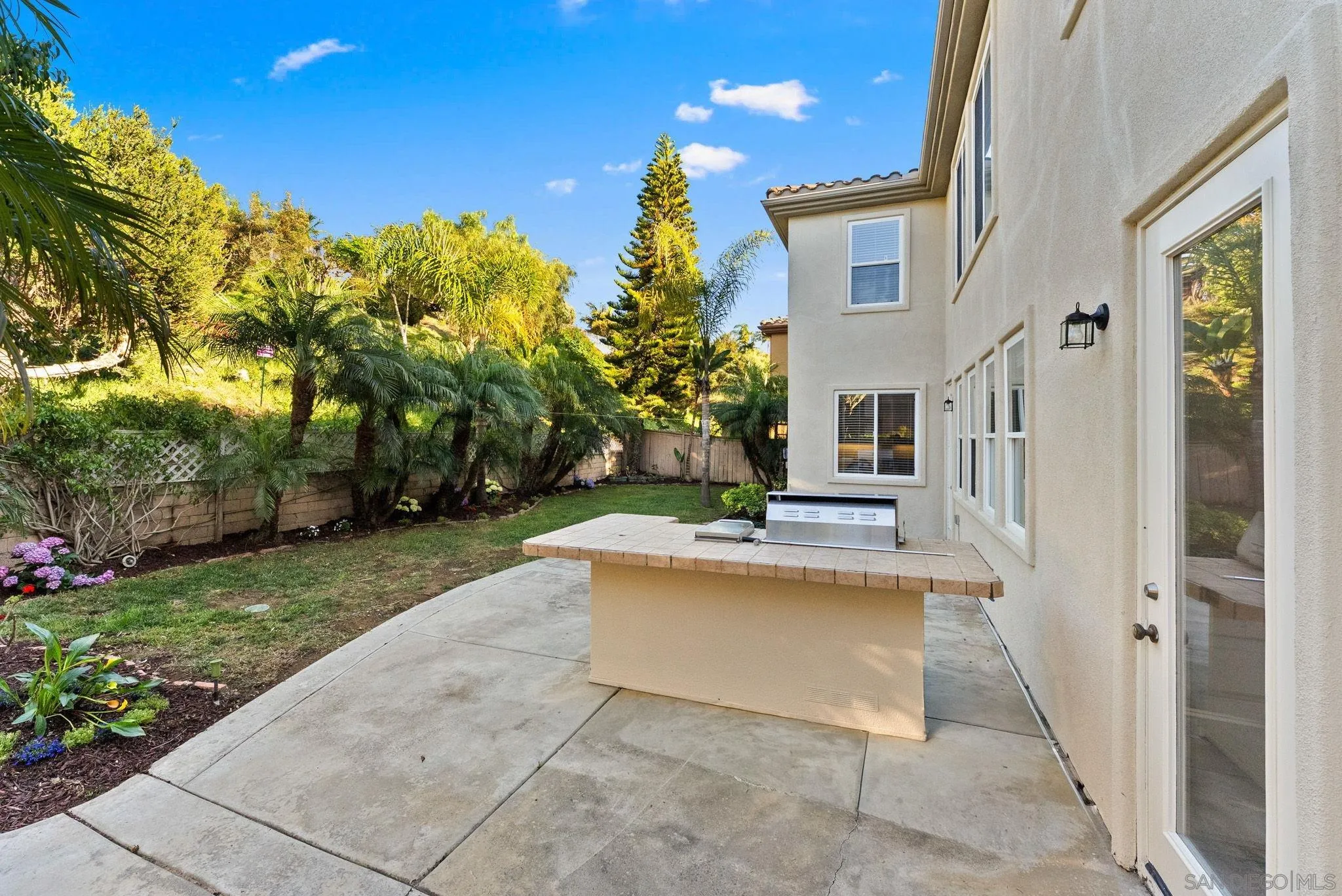 https://cdn.realtyfeed.com/cdn/127/260011189/adb0efb6a0c0d543a273dcfa67f0c36c.webp