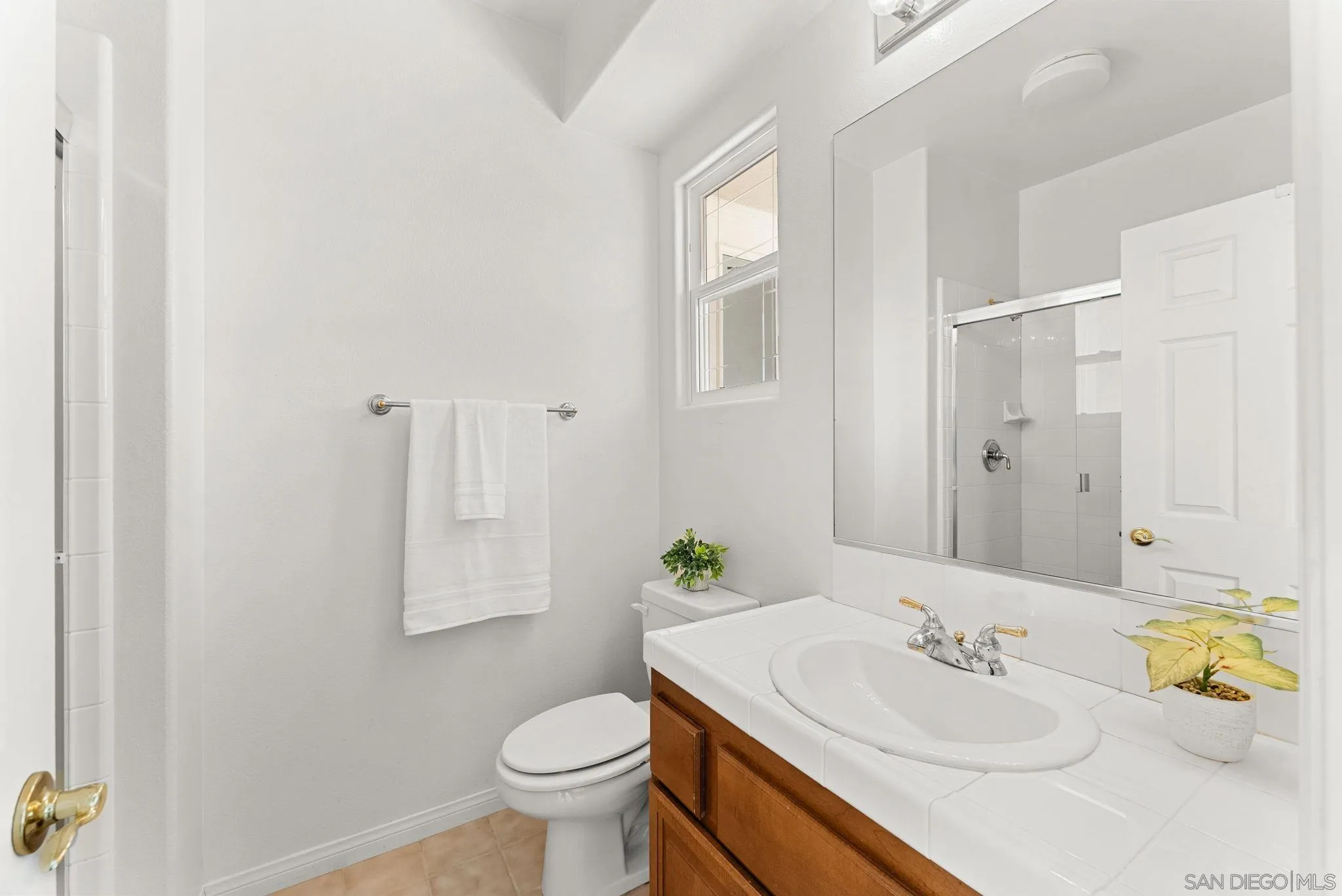 https://cdn.realtyfeed.com/cdn/127/260011189/bef0826ffcececc9a6cc8a3d0b13a101.webp