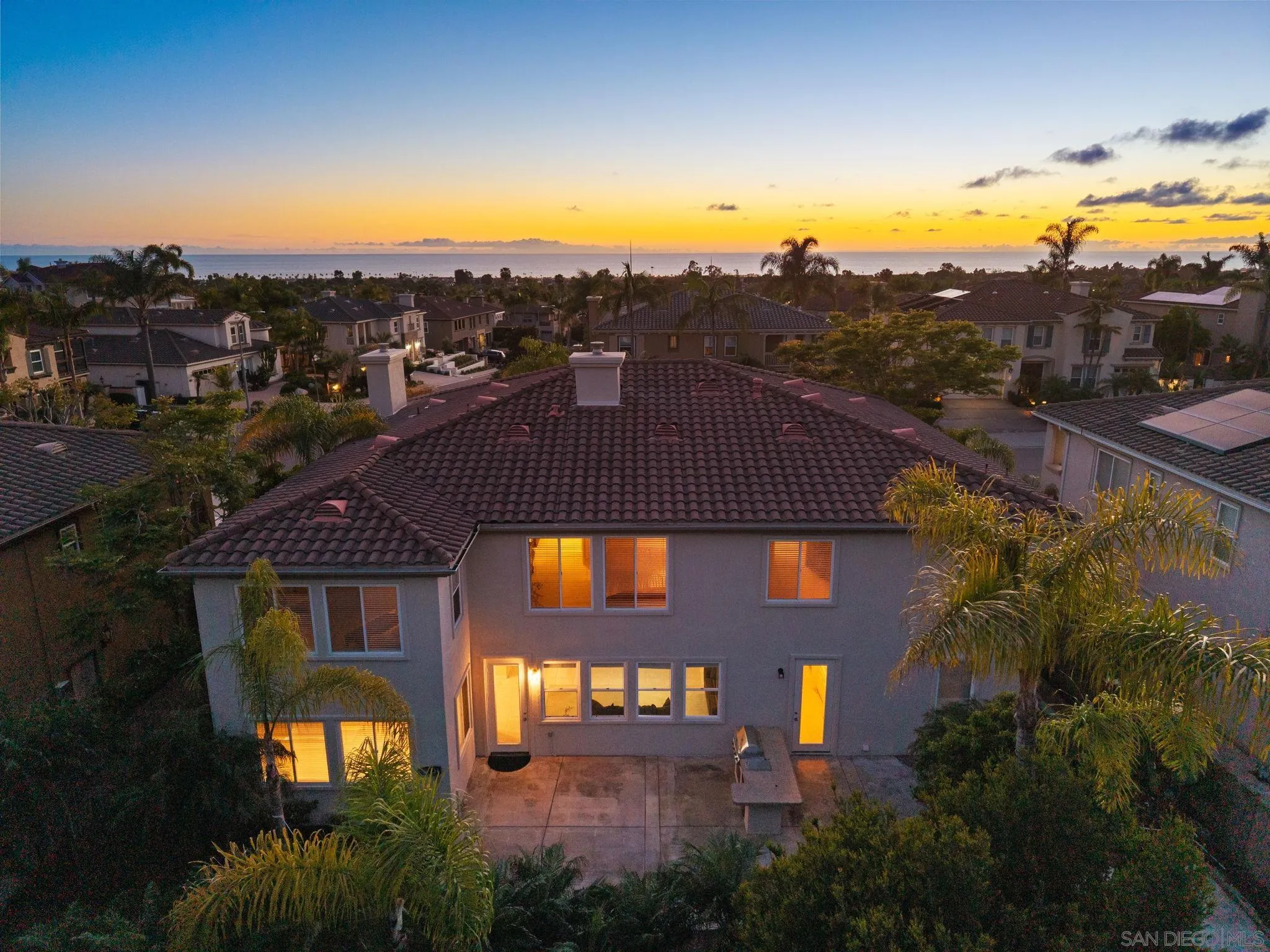 https://cdn.realtyfeed.com/cdn/127/260011189/c609d6f9b8199d1380e8825f83a8e3e8.webp