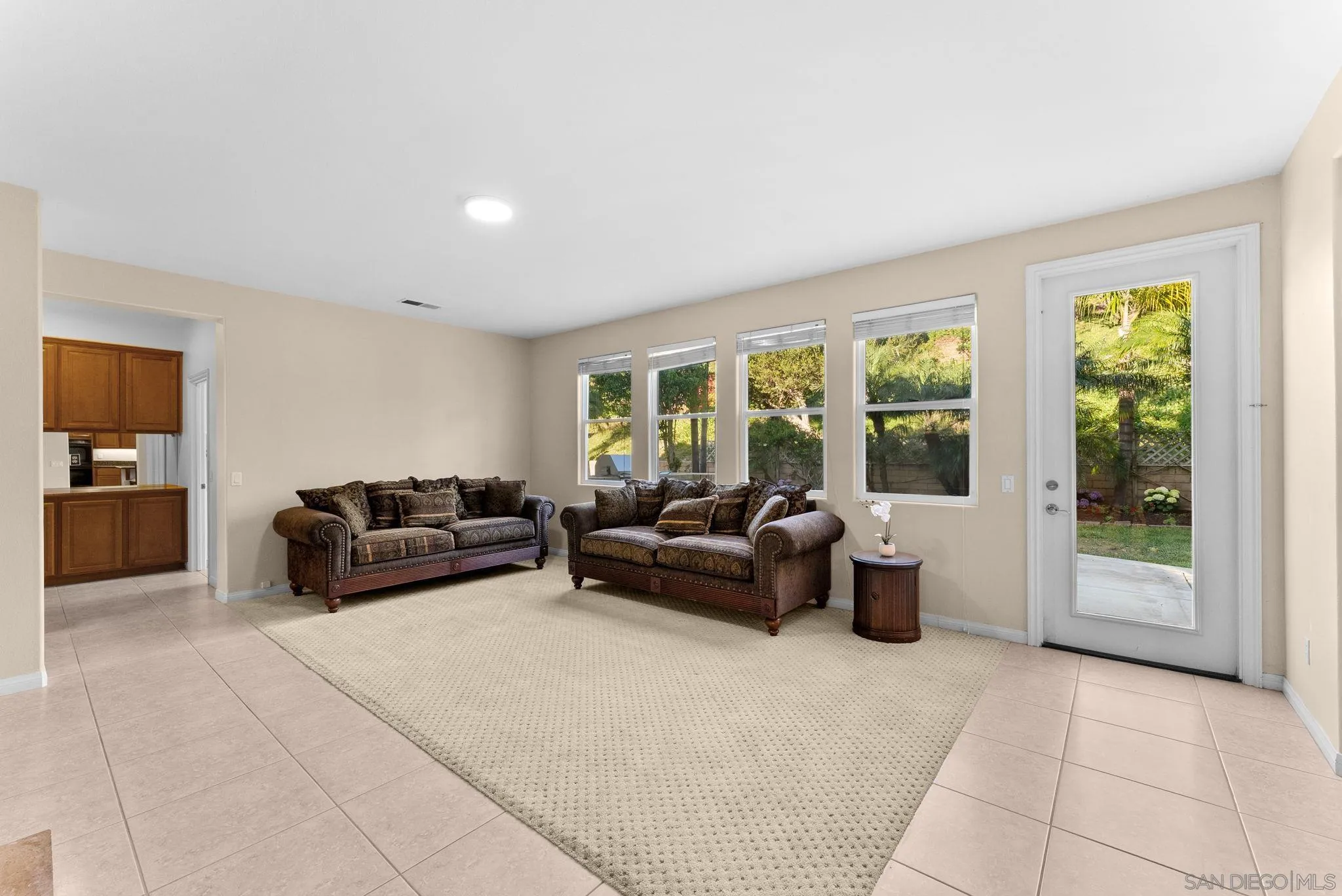 https://cdn.realtyfeed.com/cdn/127/260011189/fa12697a39371326a85109eeb778fcde.webp