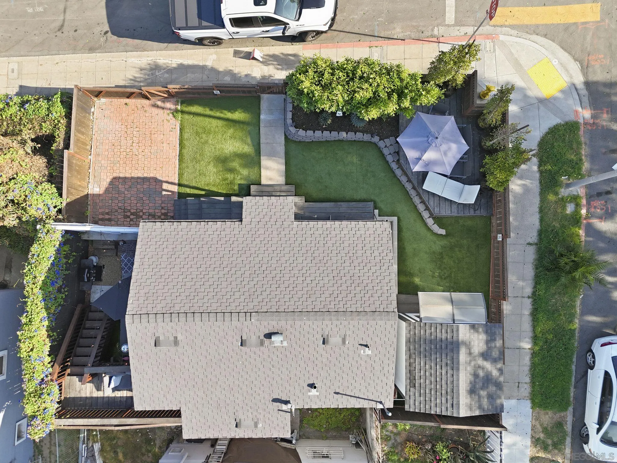 https://cdn.realtyfeed.com/cdn/127/260011193/5e802293ed068445bf1b4cc938b82941.webp