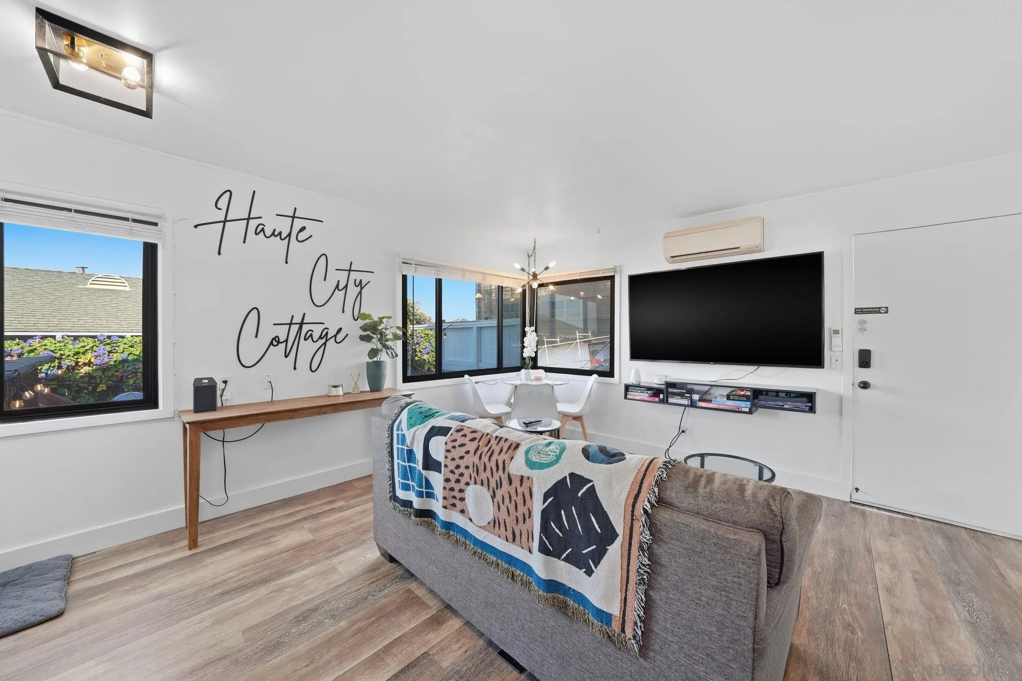 https://cdn.realtyfeed.com/cdn/127/260011193/d3f2a0b6f03160847f714e76e1812030.webp