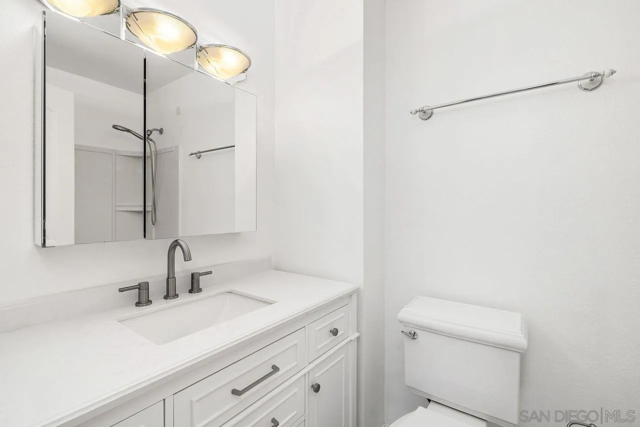 Photo #16: 260011194 Listing: Photo #16