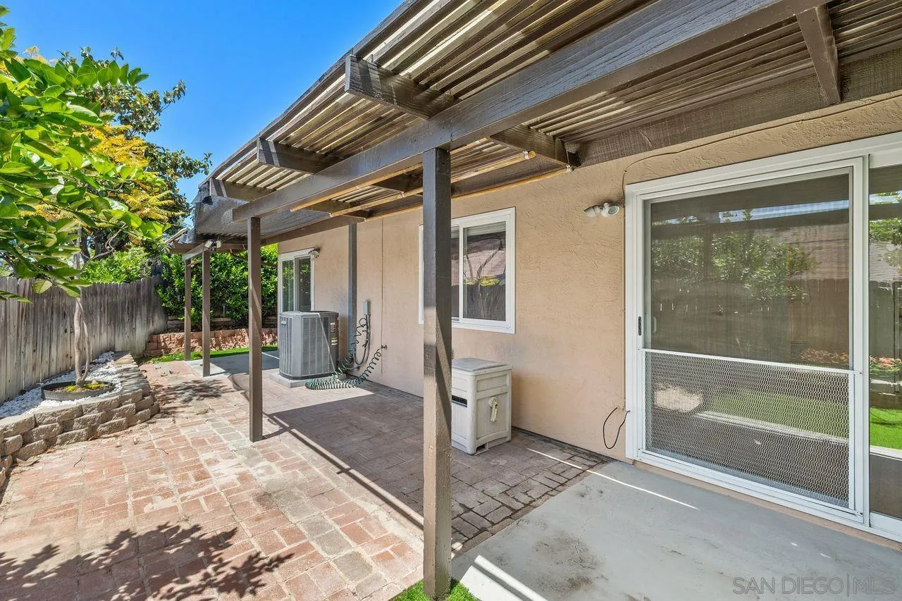 Photo #23: 260011194 Listing: Photo #23