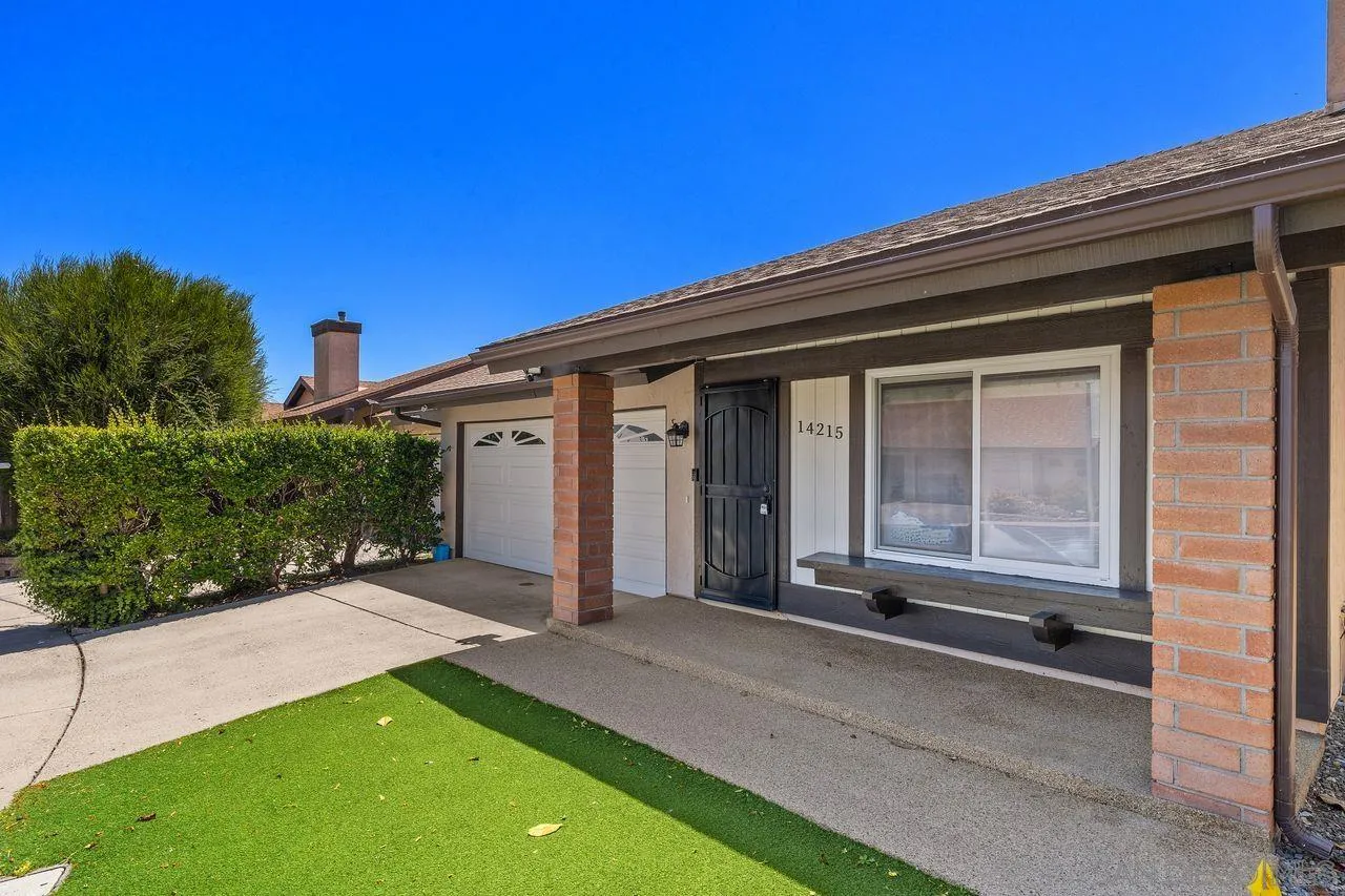 Photo #2: 260011194 Listing: Photo #2
