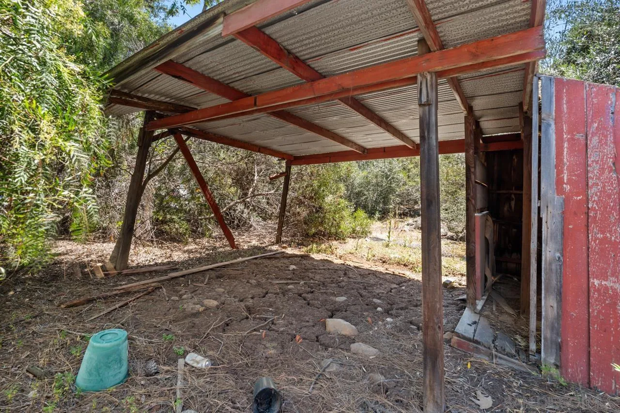 https://cdn.realtyfeed.com/cdn/127/260011195/00fd97705e79e36b7f00d3257e0c1950.webp