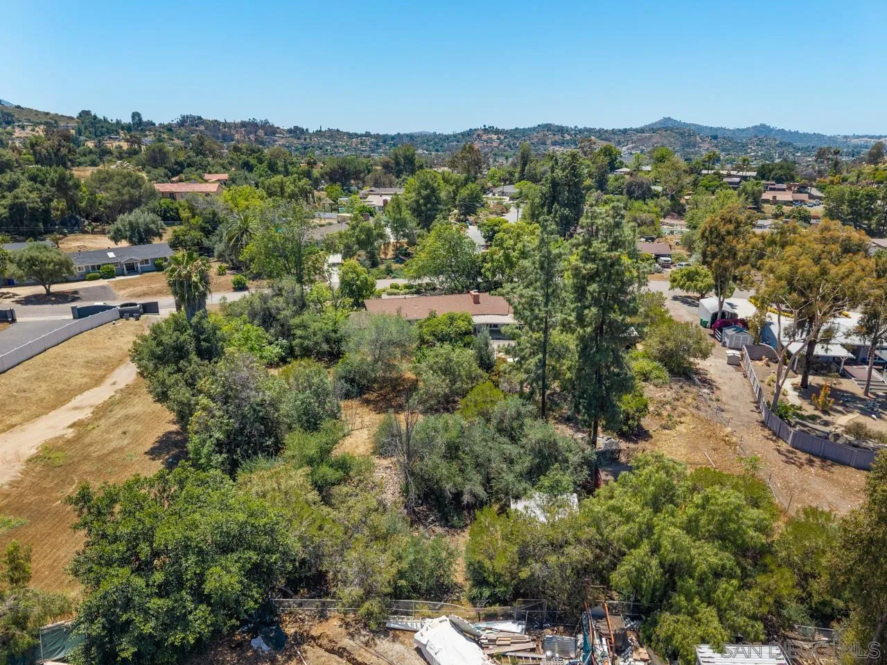 https://cdn.realtyfeed.com/cdn/127/260011195/5885748b03bfc9fdf0f81d033f342914.webp