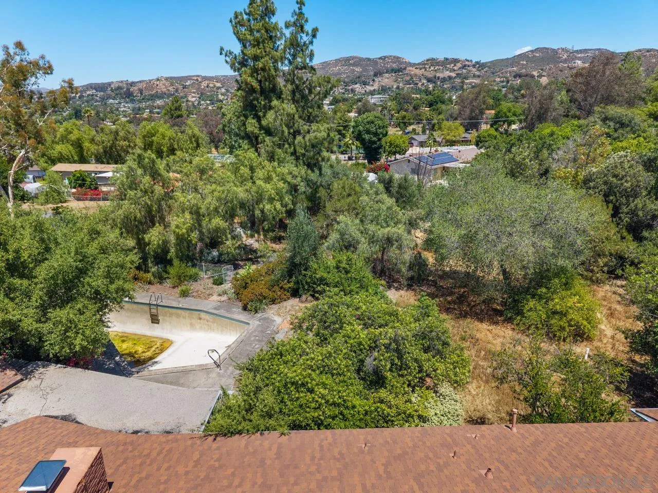https://cdn.realtyfeed.com/cdn/127/260011195/80a1d4faebe45706f426c8993429418b.webp
