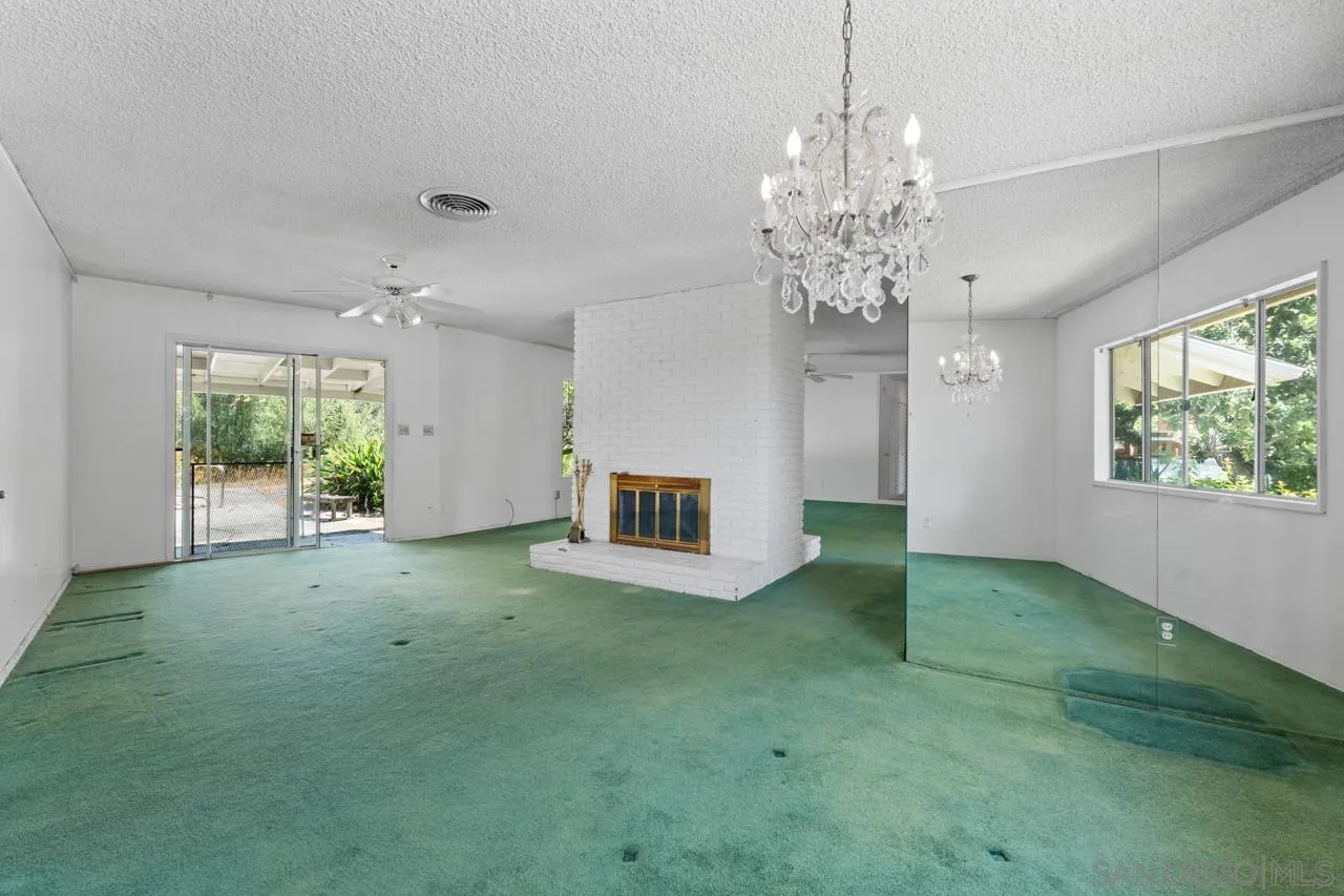 https://cdn.realtyfeed.com/cdn/127/260011195/8f2b37222909cc05ecb715ff40d34477.webp