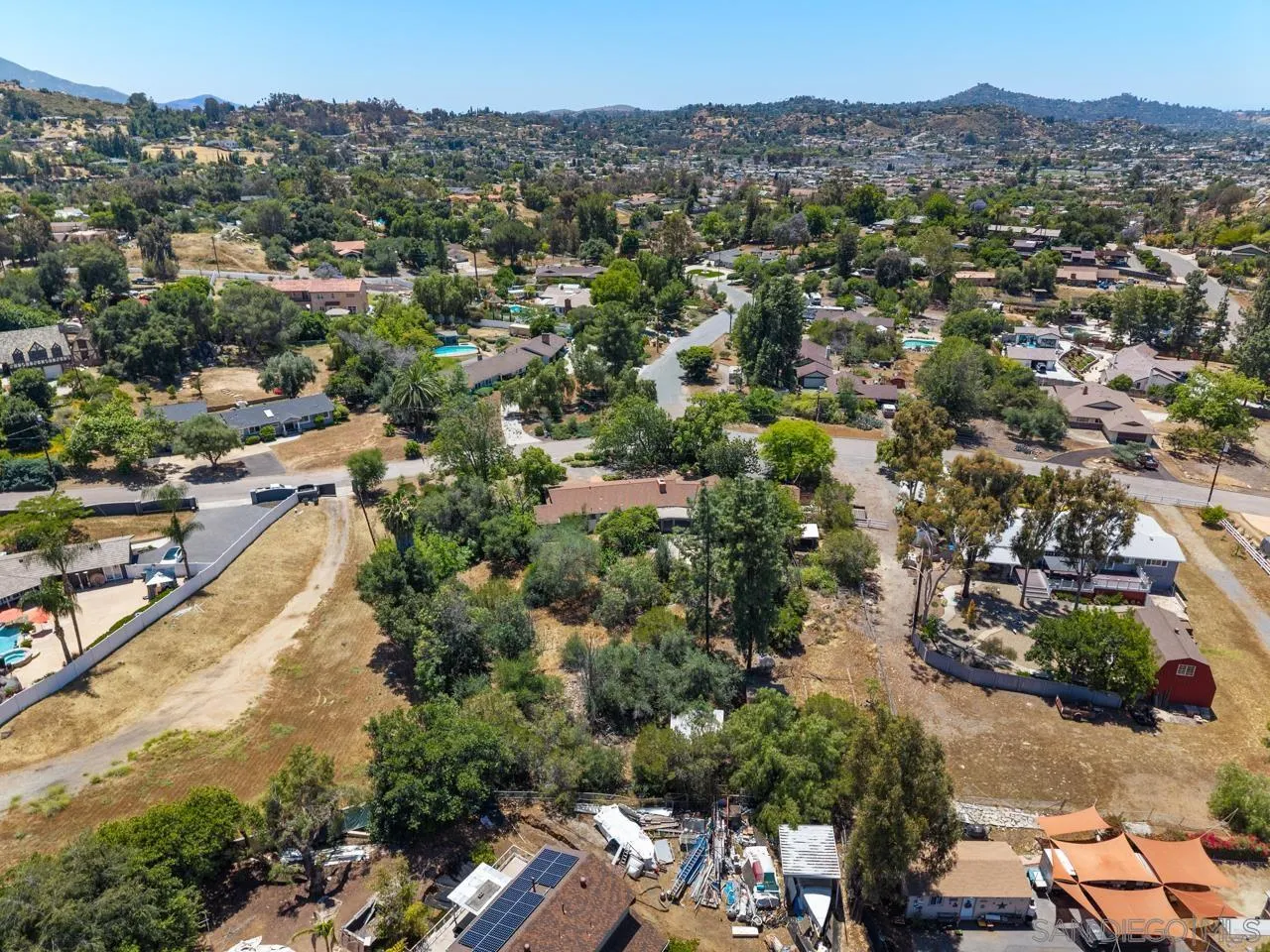 https://cdn.realtyfeed.com/cdn/127/260011195/bf7145c82a6c0644352397d1ef37e8ae.webp