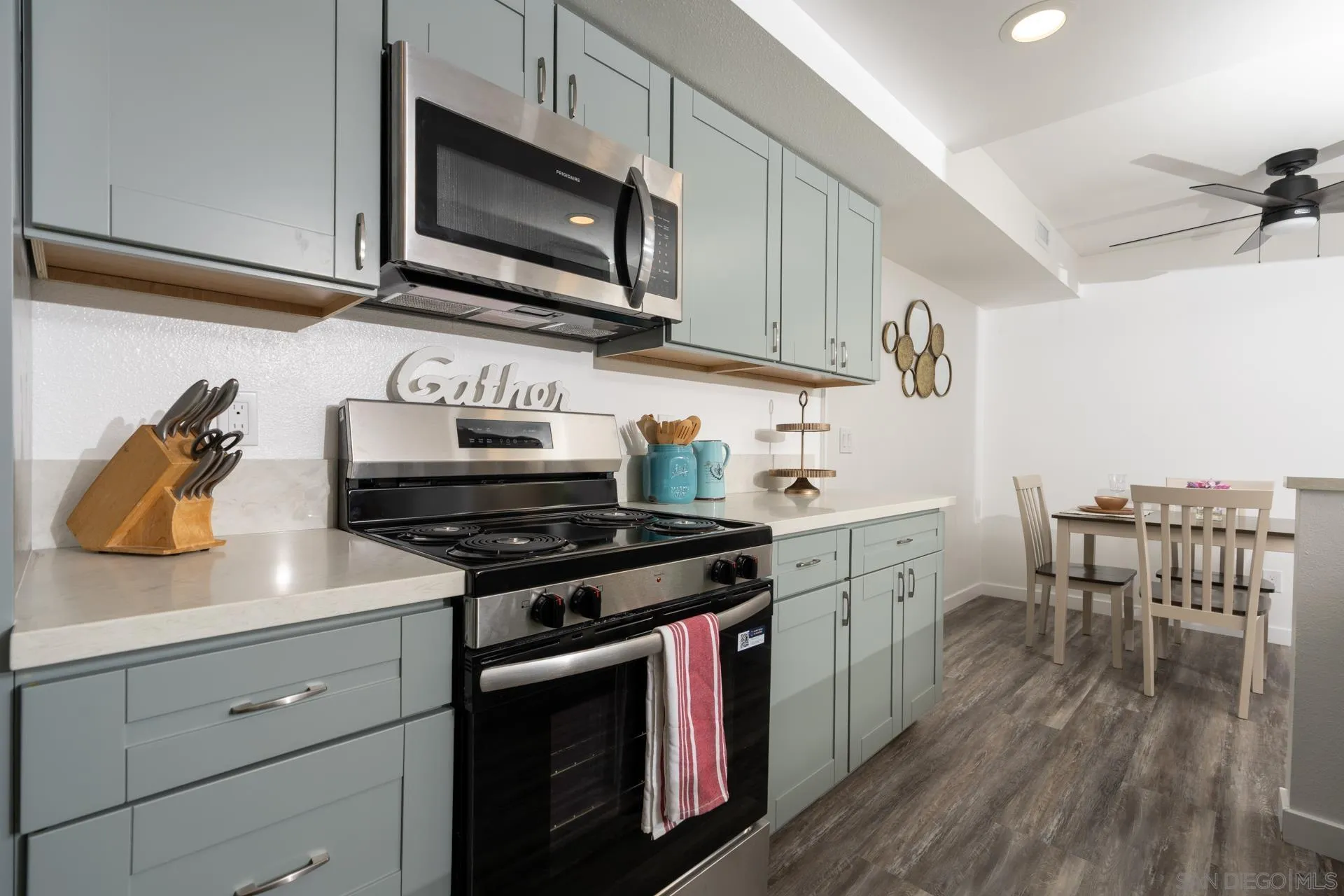 Photo #1: 260011199 Listing: Photo #1
