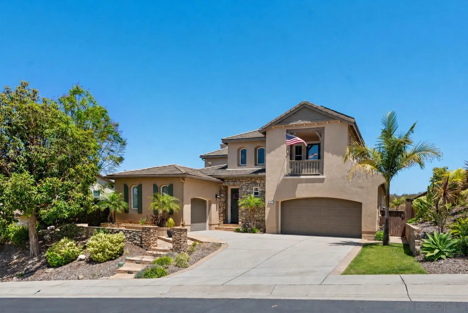 https://cdn.realtyfeed.com/cdn/127/260011200/610bd51521e2a489f9b49a51bb04d226.webp