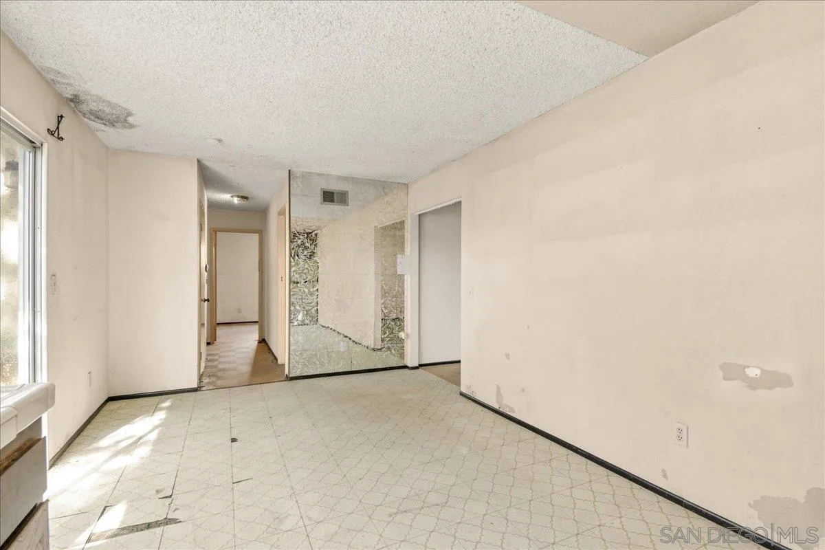 https://cdn.realtyfeed.com/cdn/127/260011202/45e8ba019ac25cd7c6d7049fdc236f0c.webp